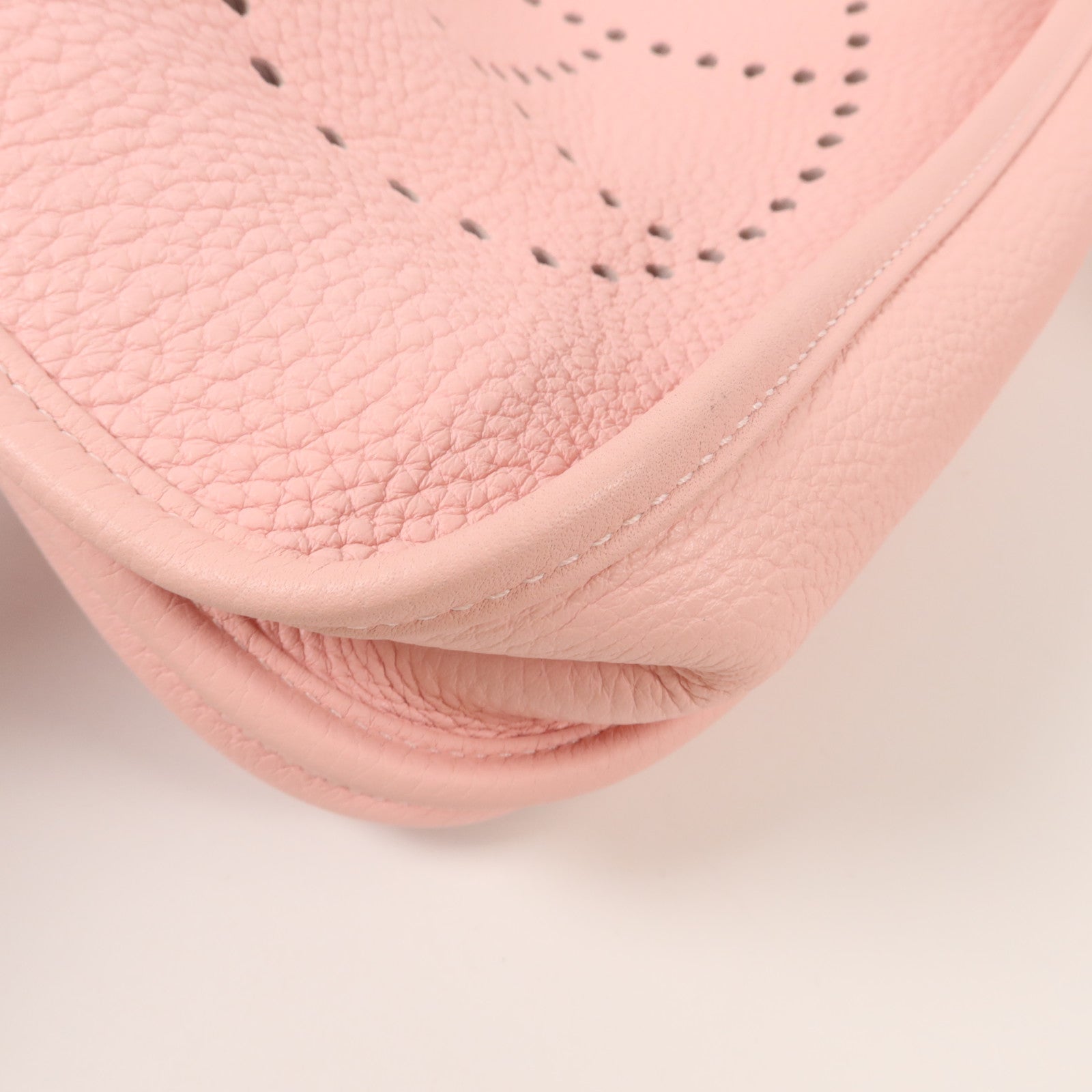 HERMES Clemence皮革Evelyne PM肩背袋Rose Sakura