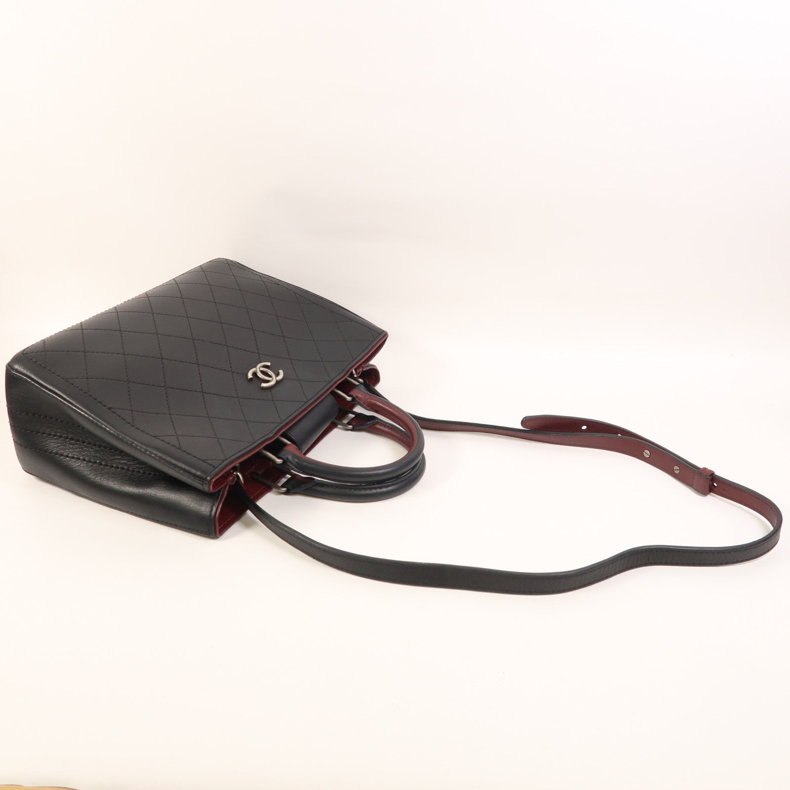 CHANEL 牛皮皮革2 Way Shoulder銀扣手挽肩背兩用袋