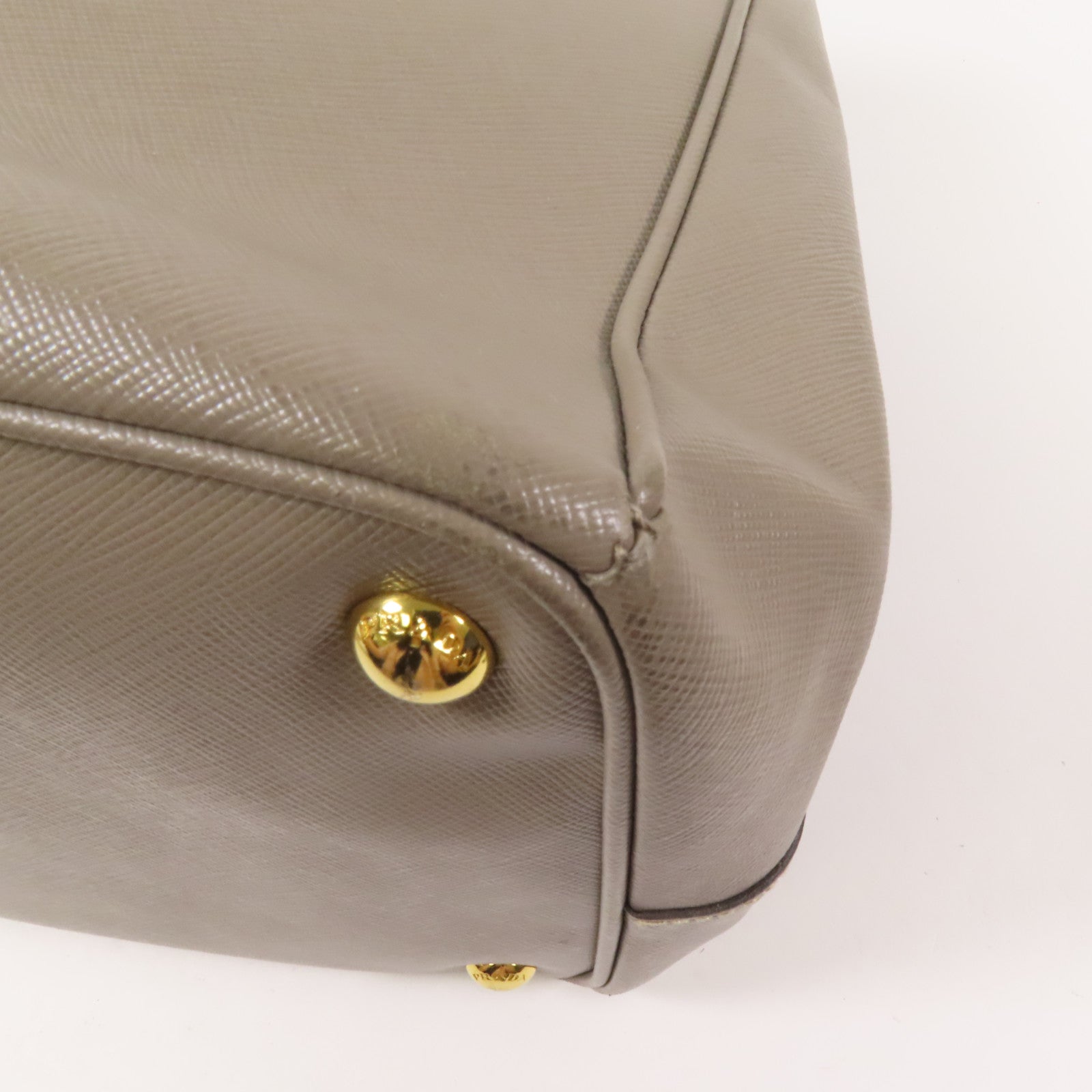 PRADA Saffiano皮革Shoulder Bag金扣肩背袋