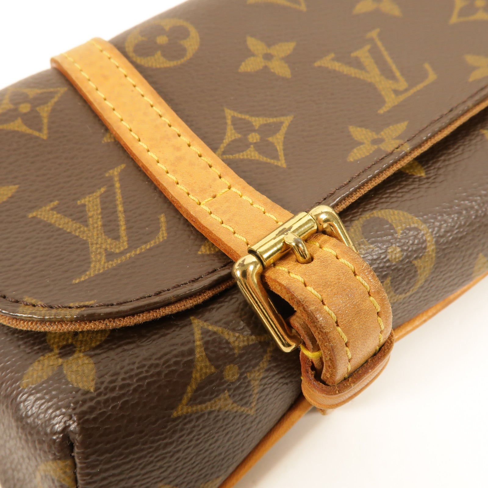 LOUIS VUITTON Monogram Pochette Marelle金扣肩背袋