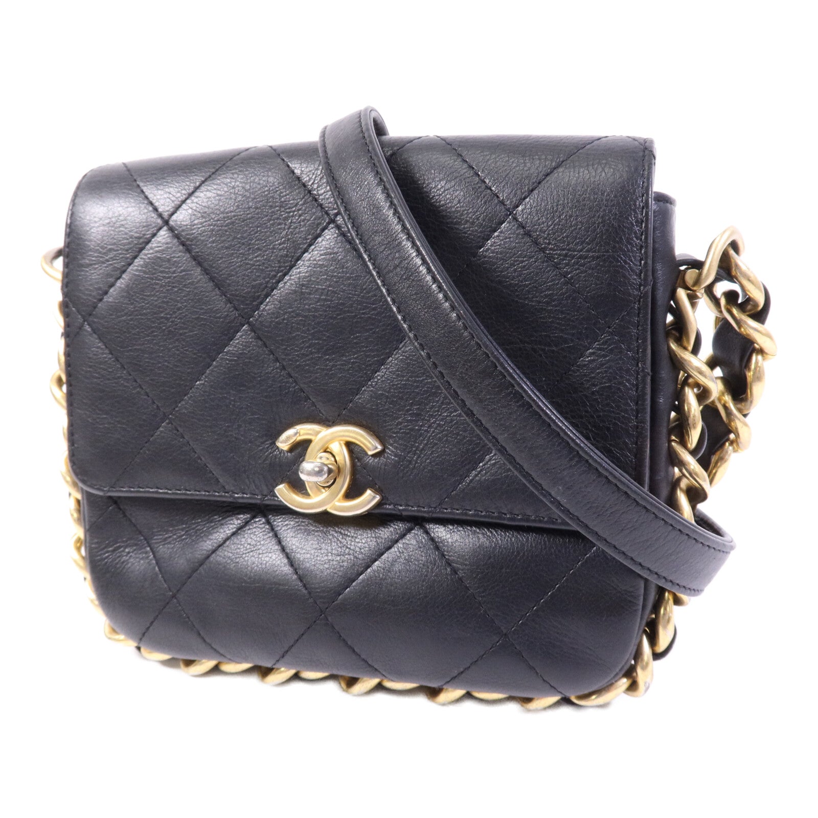 CHANEL 牛皮皮革Matelasse Bag金扣肩背袋
