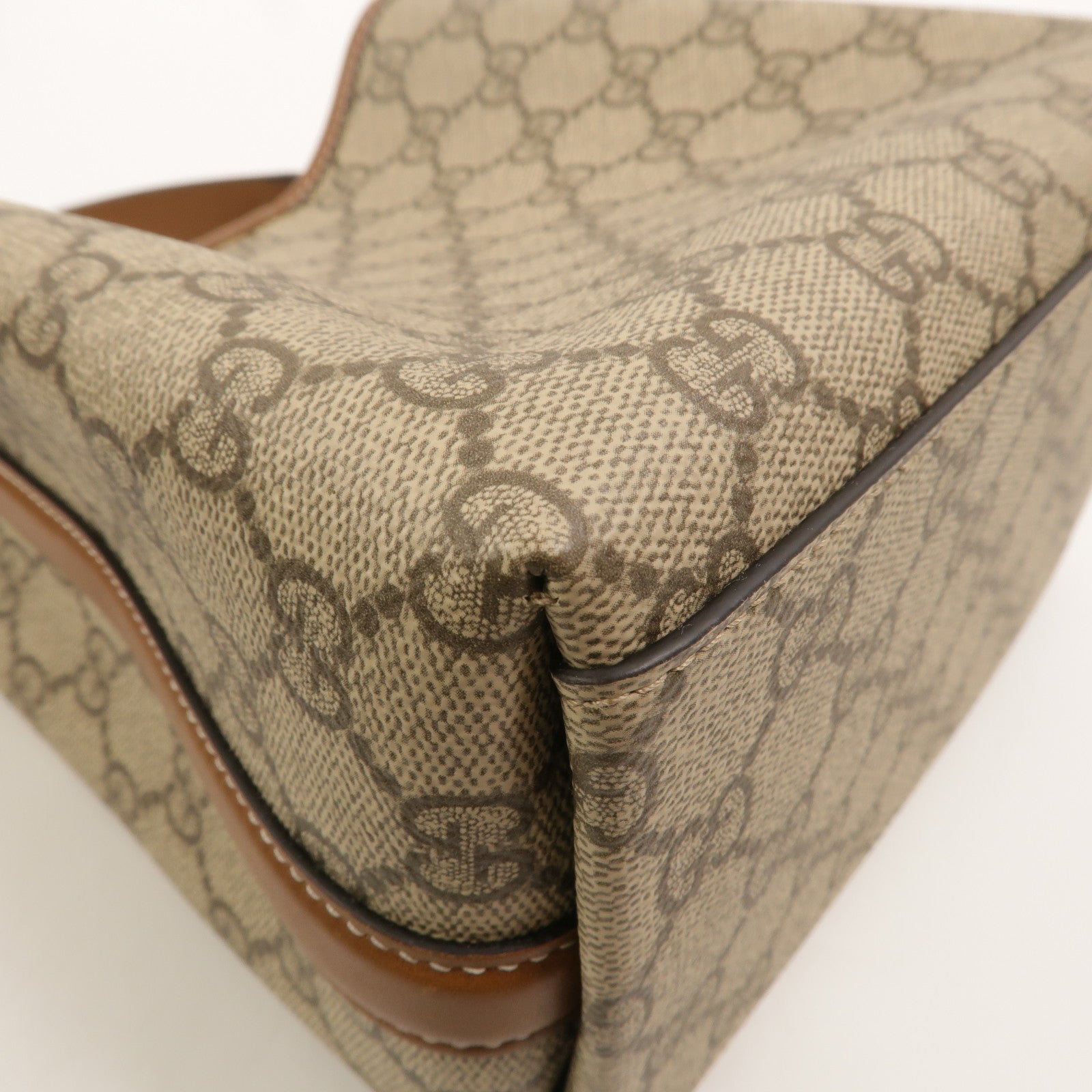 GUCCI 帆布GG Emblem Small Bucket手挽肩背兩用袋