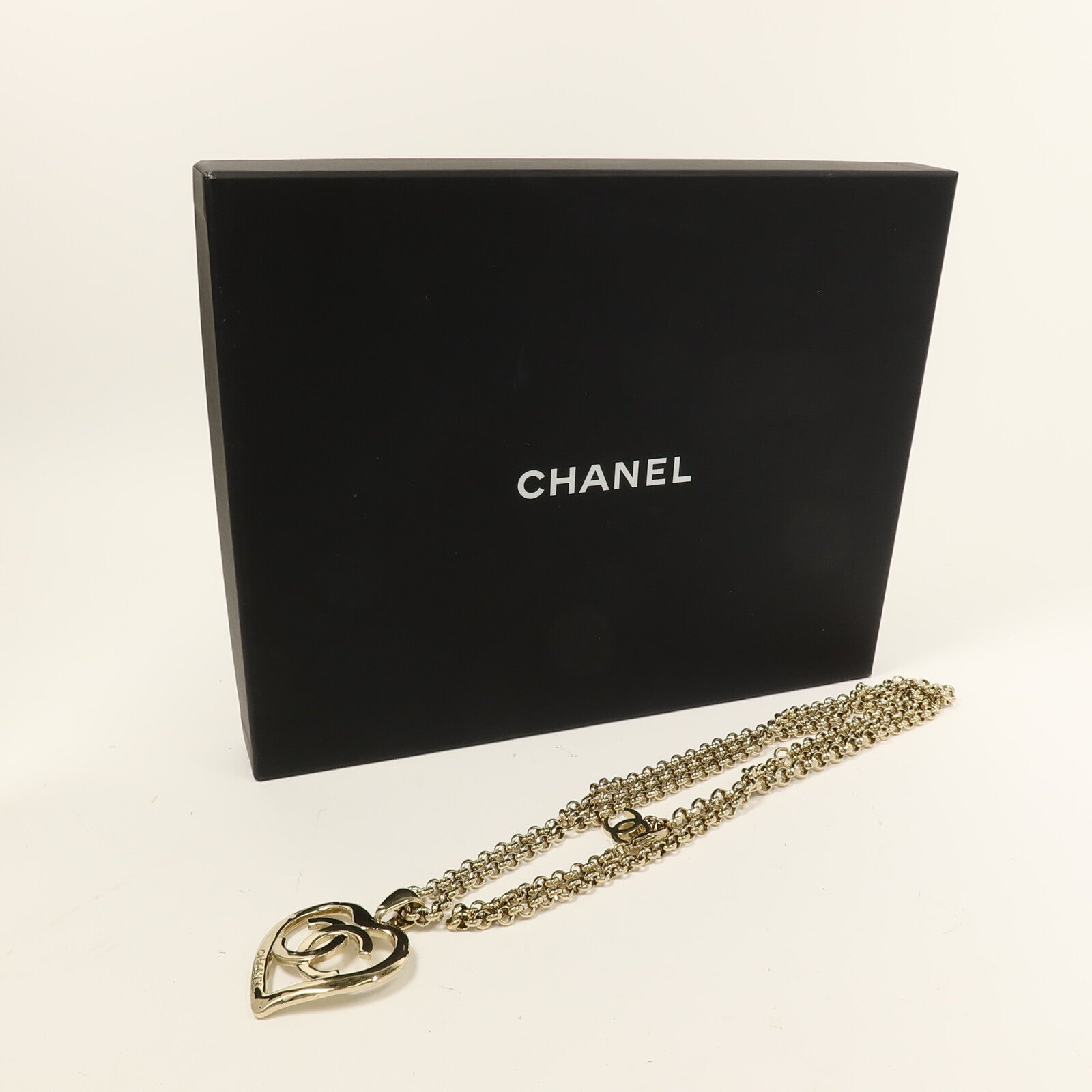 CHANEL 金屬Heart Chocker項鍊