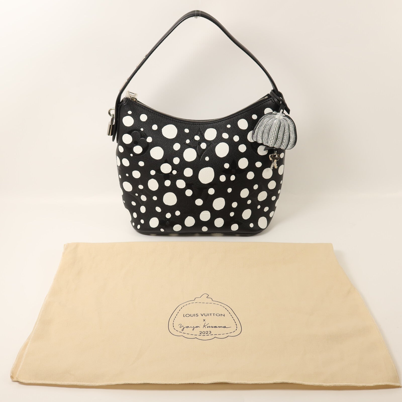 LOUIS VUITTON Monogram Empreinte LVxYK Marshmallow PM肩背袋