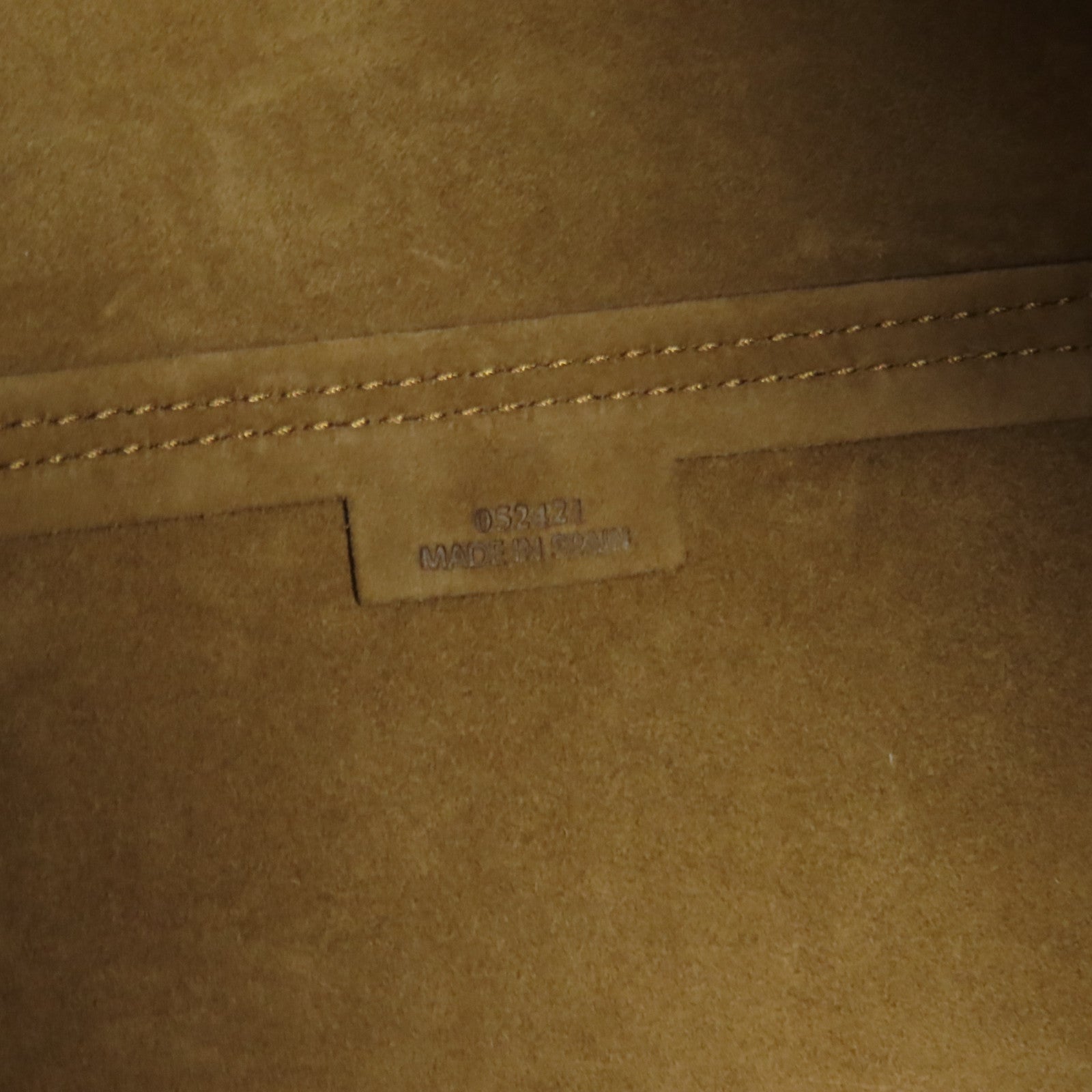 LOEWE 牛皮皮革Puzzle Fold Tote肩背袋