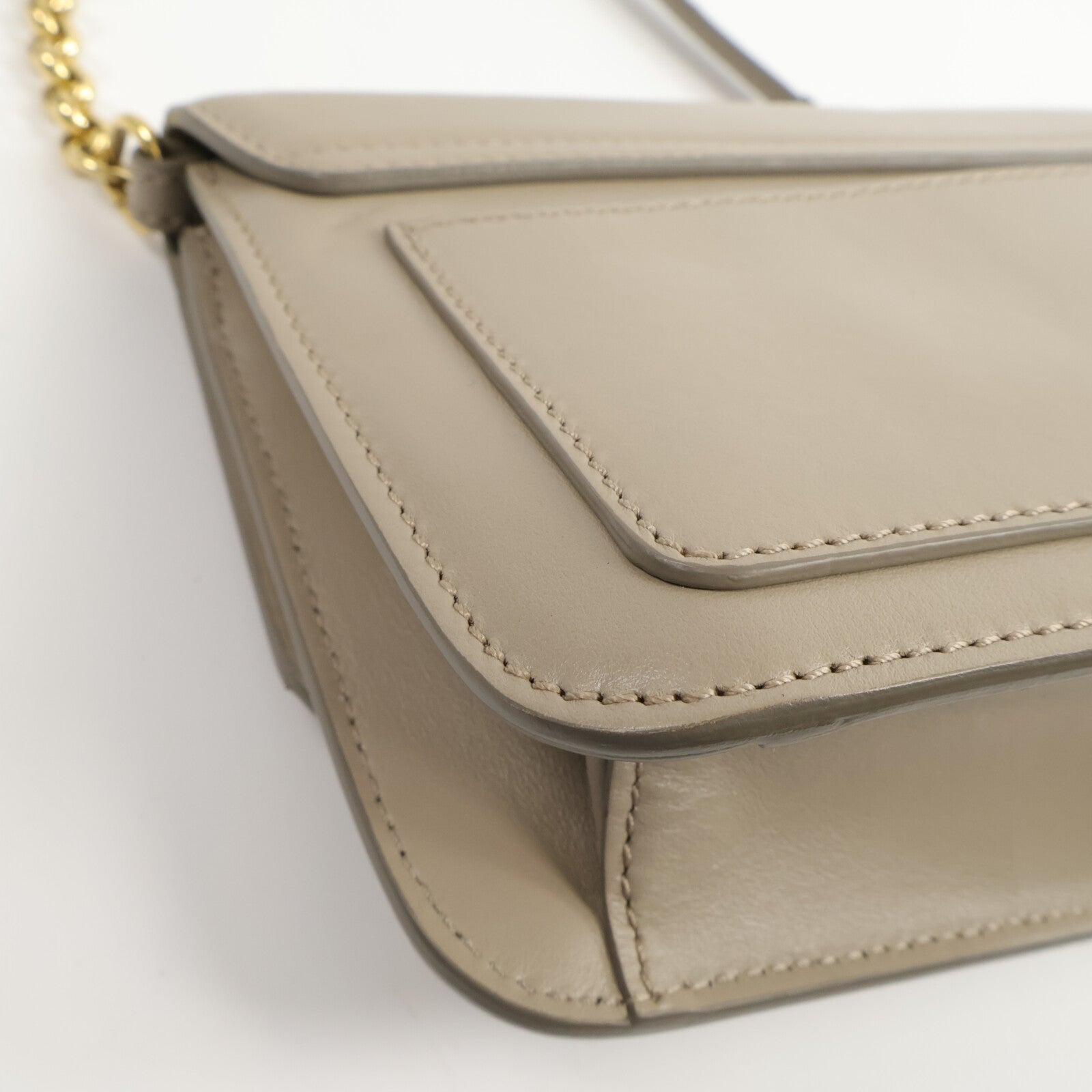 Chloe 牛皮皮革C Chain Bag鏈帶肩背袋