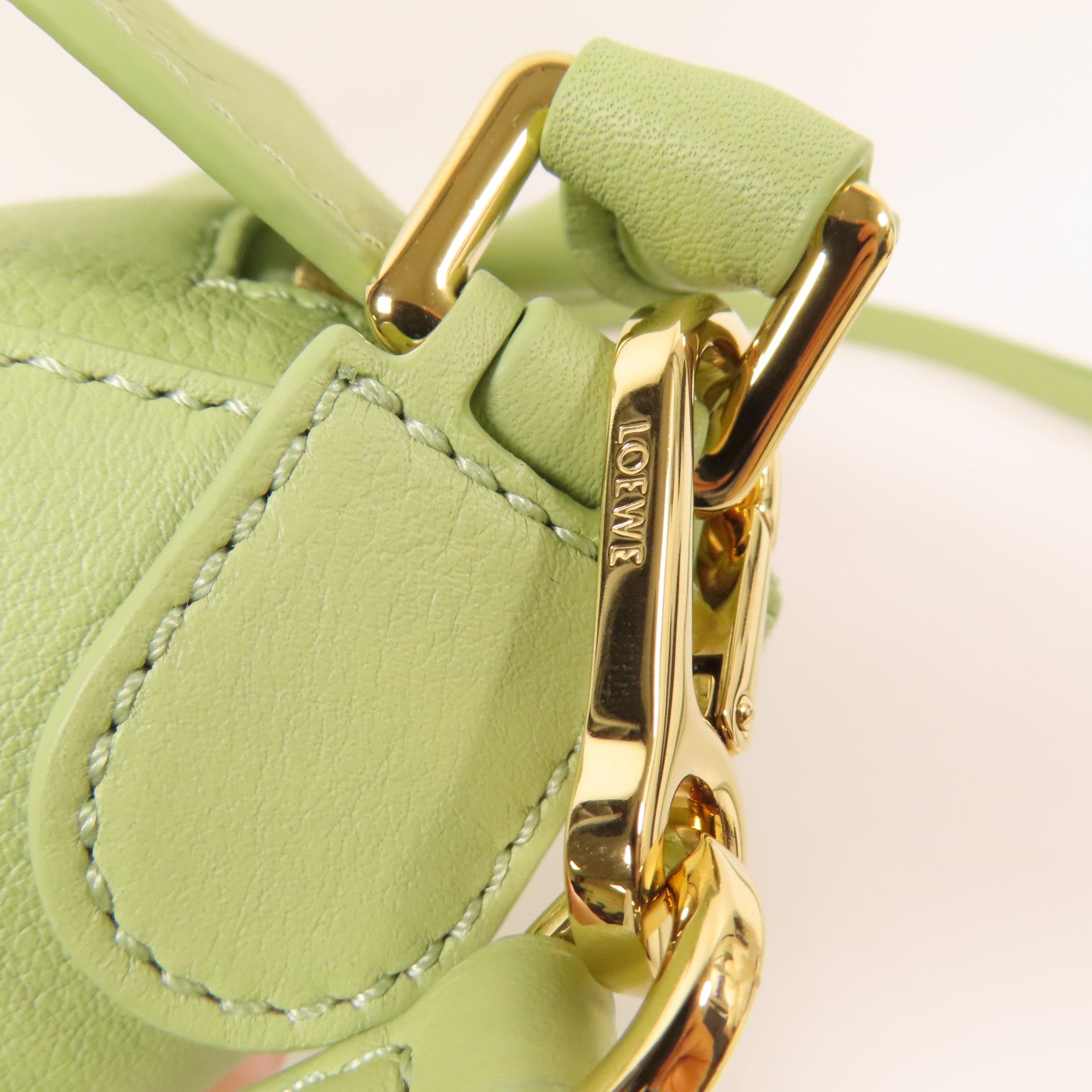 LOEWE 牛皮皮革Mini Puzzle Edge Bag金扣手挽肩背兩用袋