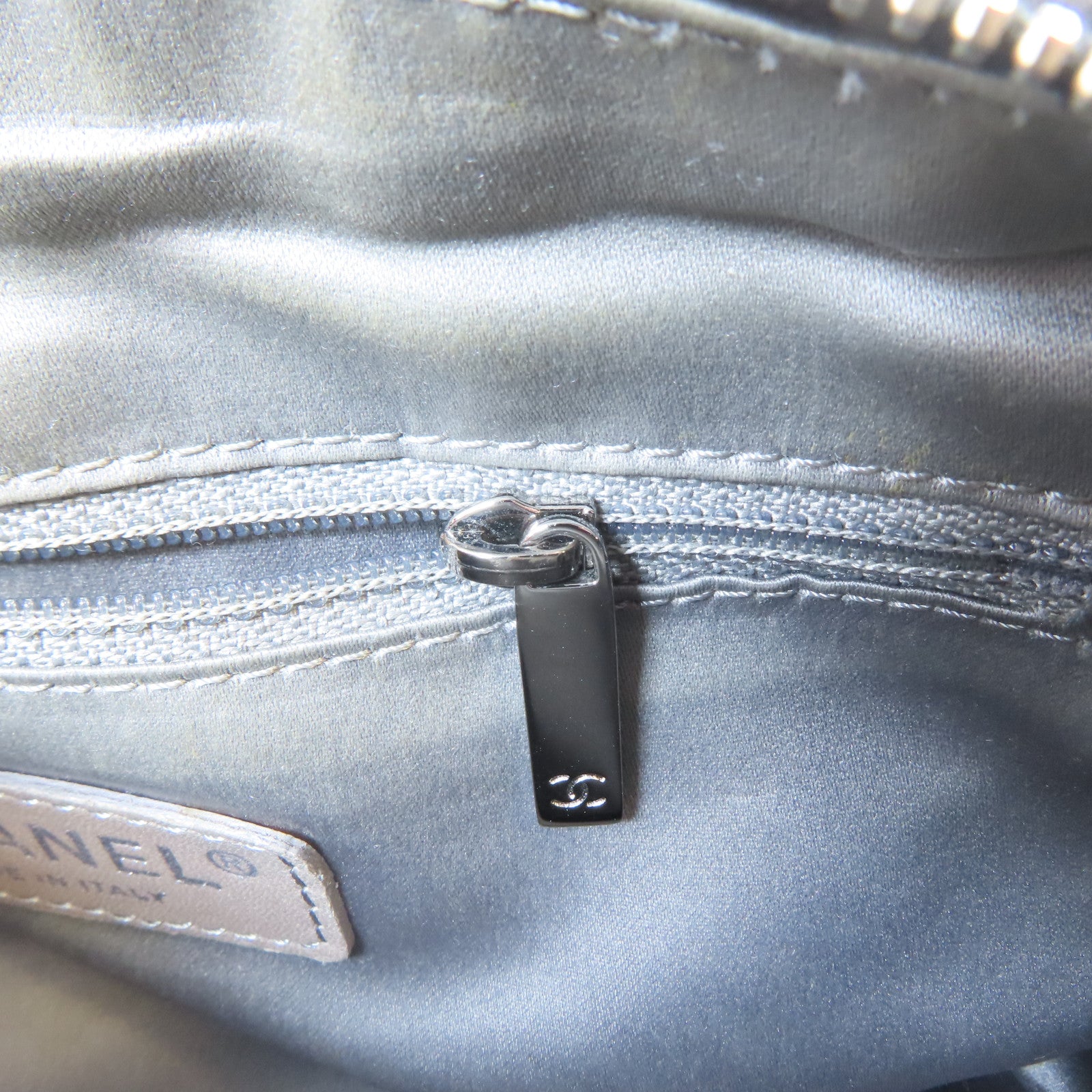 CHANEL 牛皮皮革Shoulder Bag銀扣鏈帶肩背袋黑色
