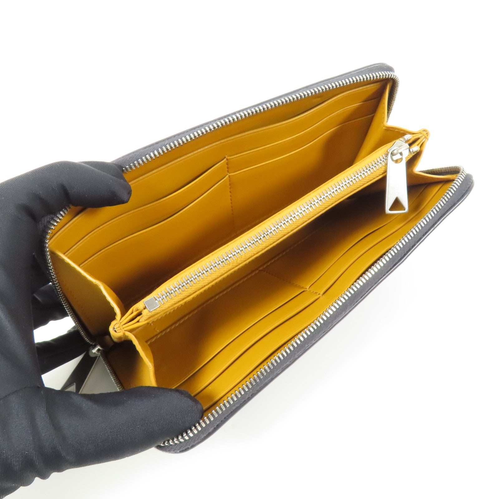 BOTTEGA VENETA 【激減優惠】牛皮皮革Long Wallet銀扣長錢包