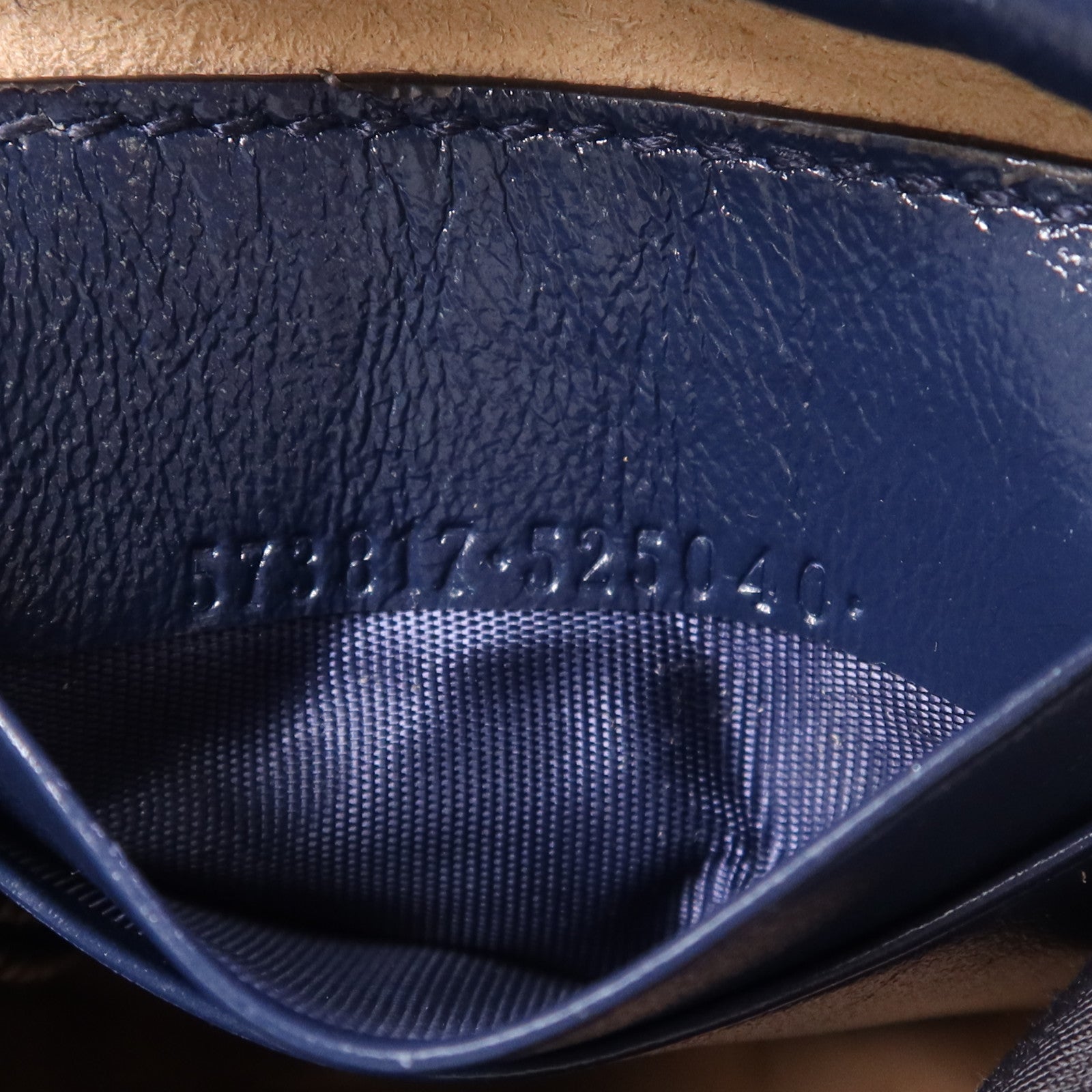 GUCCI 牛皮皮革GG Marmont Bucket銀扣鏈帶肩背袋