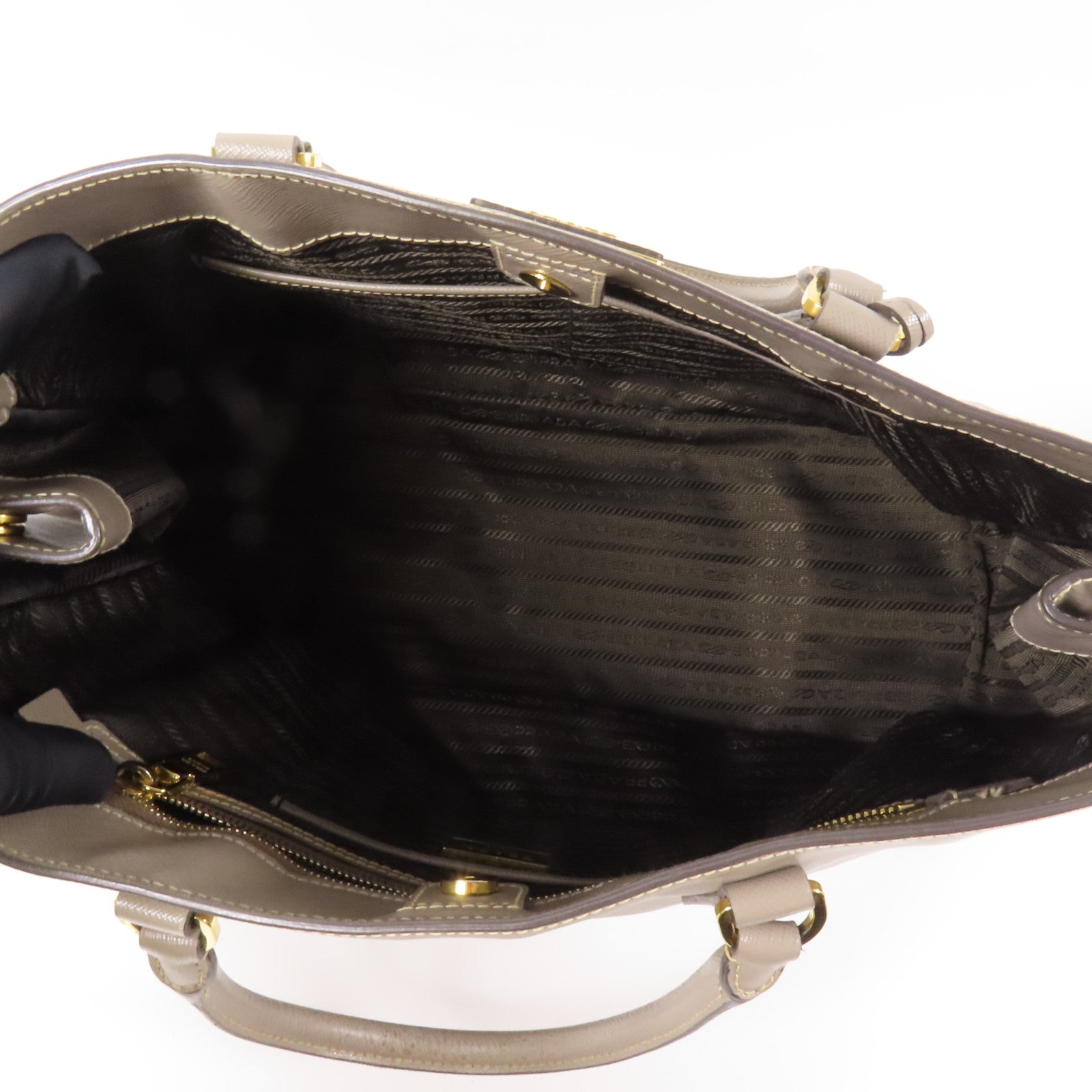 PRADA Saffiano皮革Shoulder Bag金扣肩背袋