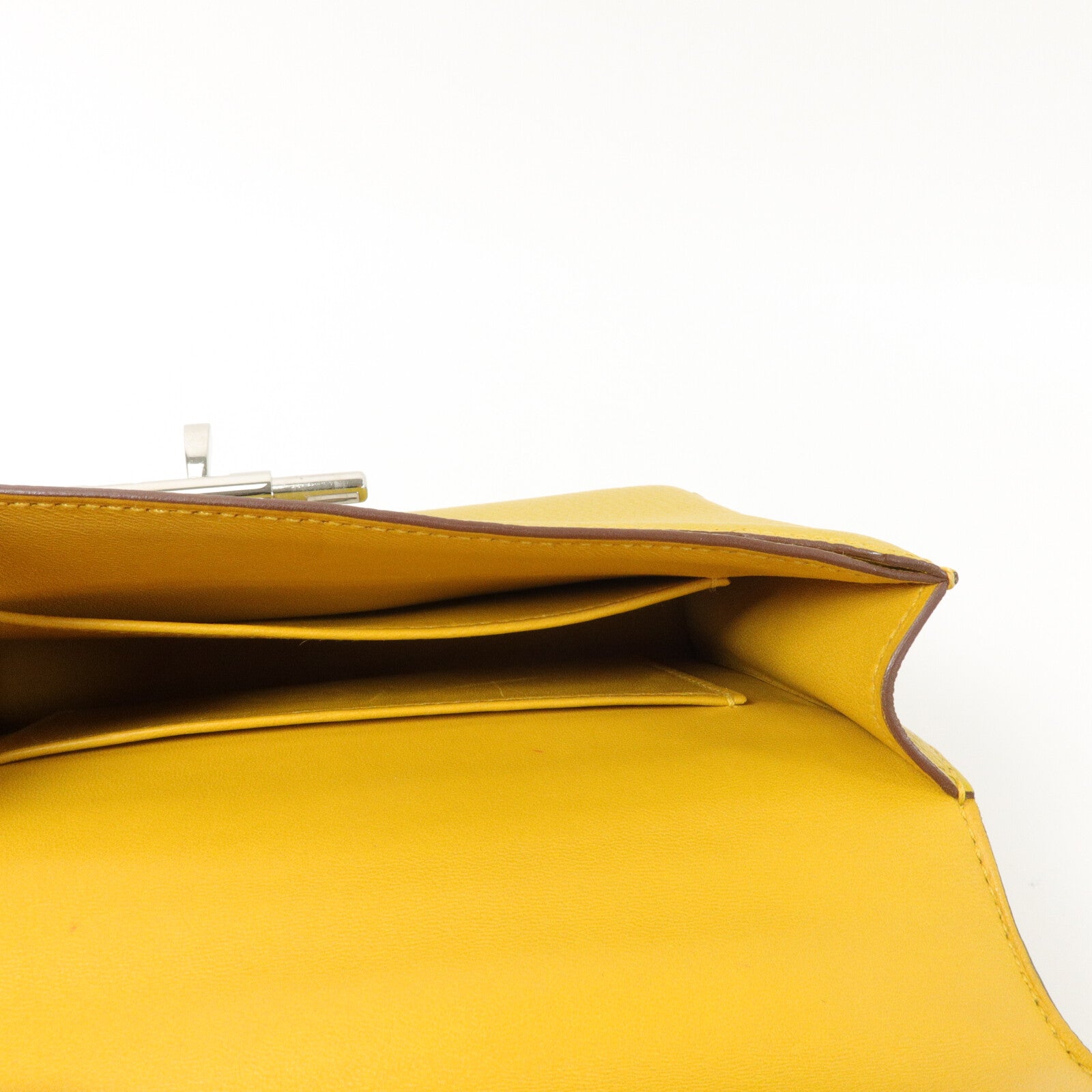 HERMES Chevre皮革Verrou Mini鏈帶肩背袋Jaune Ambre