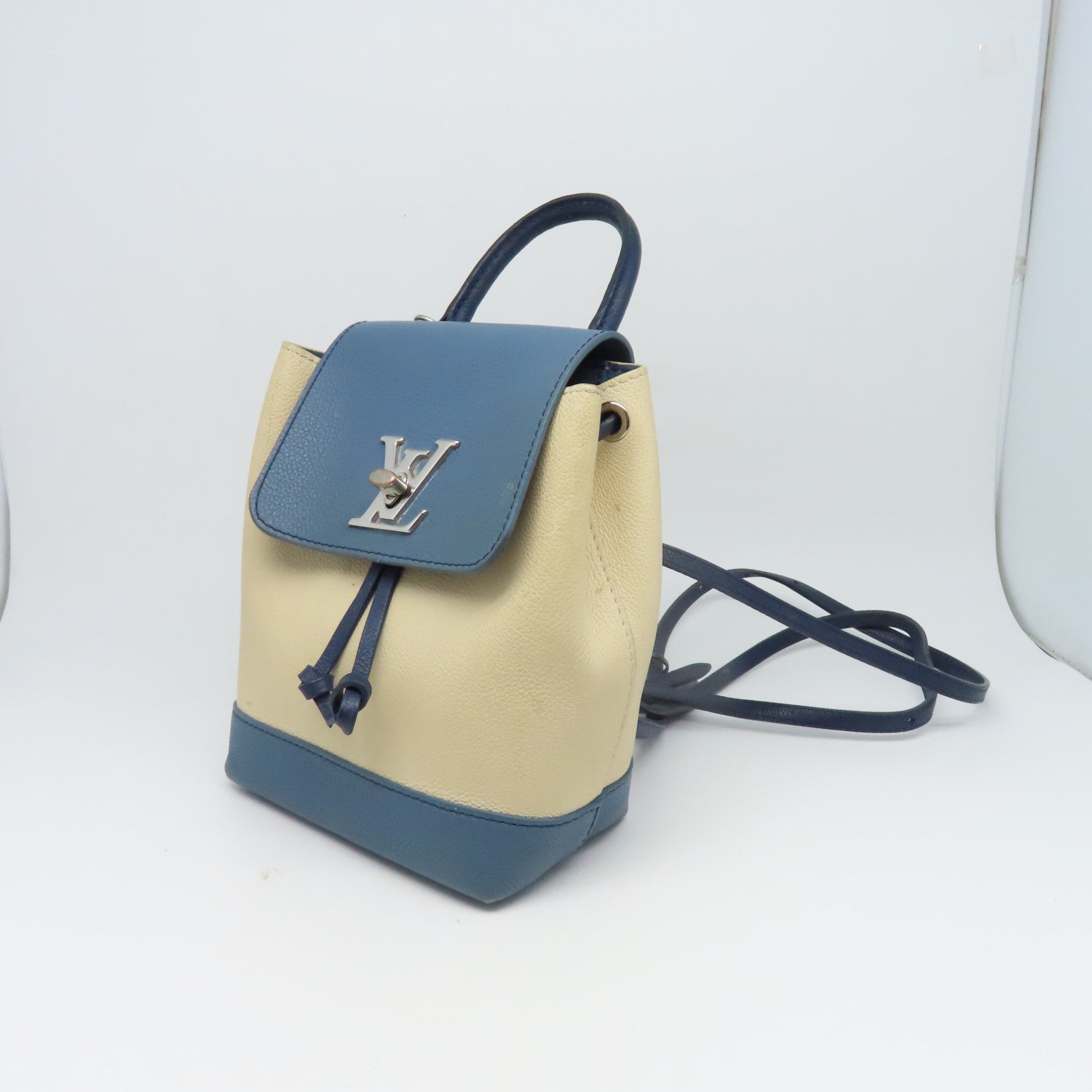 LOUIS VUITTON 【清倉大減價】牛皮皮革Lockme Backpack銀扣背包藍色/淺褐色