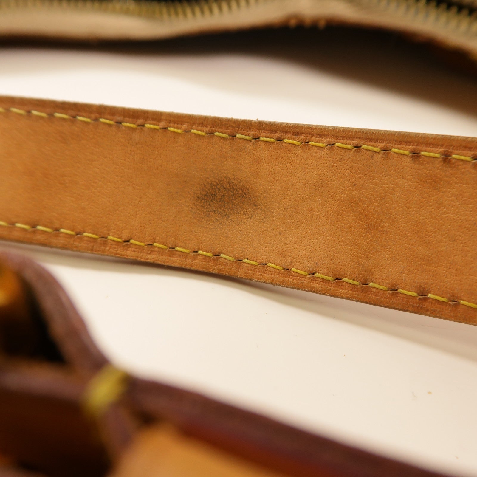 LOUIS VUITTON Monogram Multicolore Greta金扣肩背袋