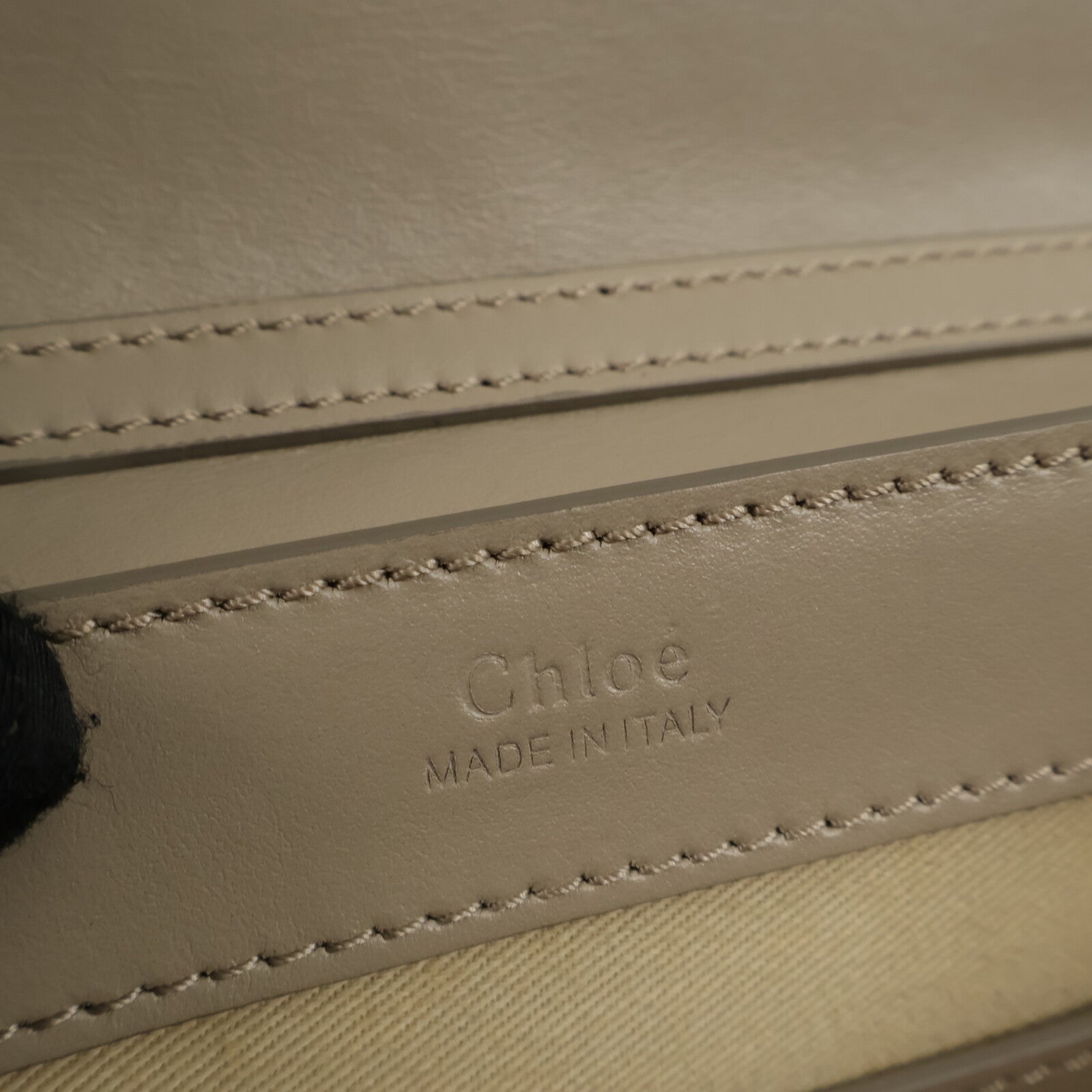 Chloe 牛皮皮革C Chain Bag鏈帶肩背袋