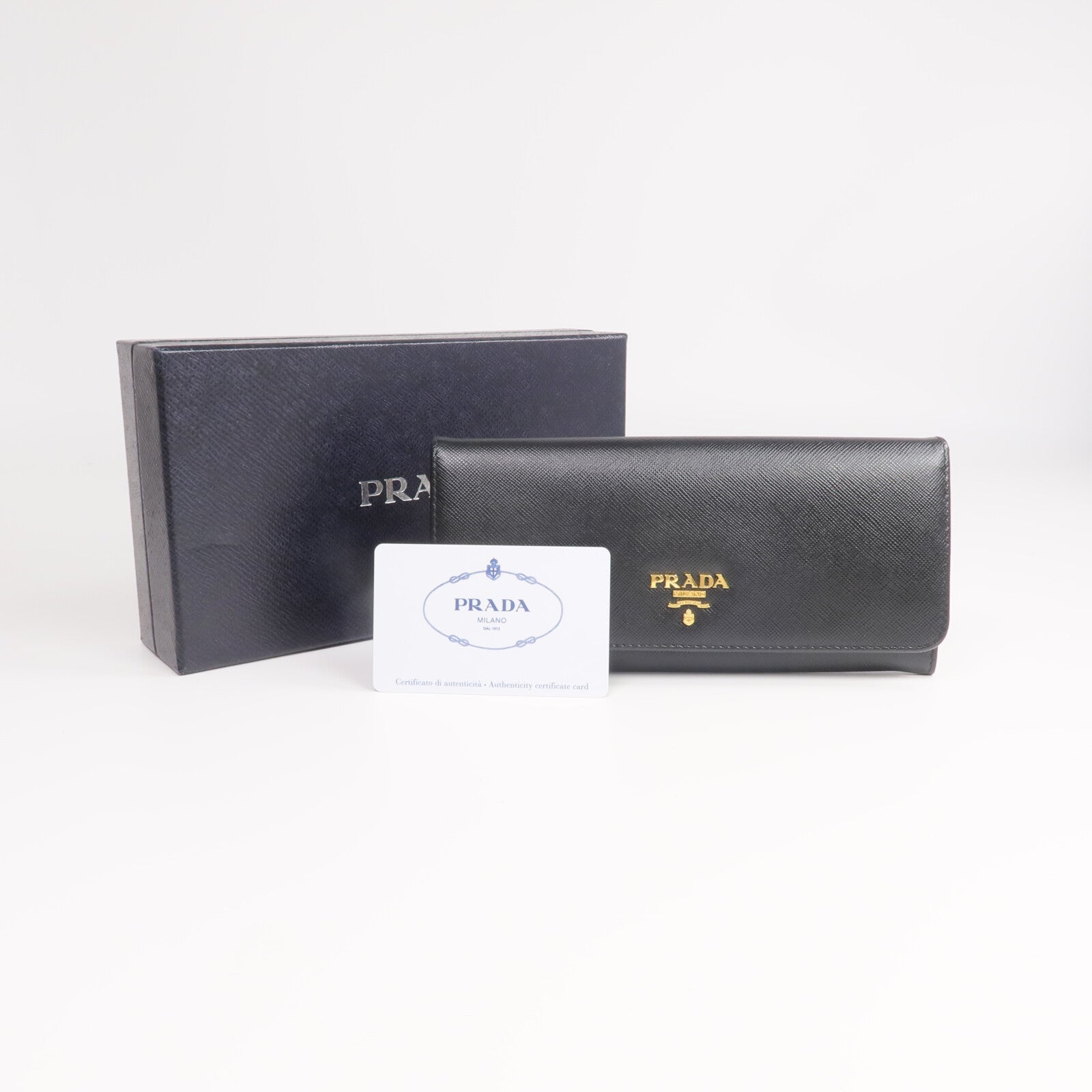 PRADA Saffiano皮革Long Wallet金扣長錢包