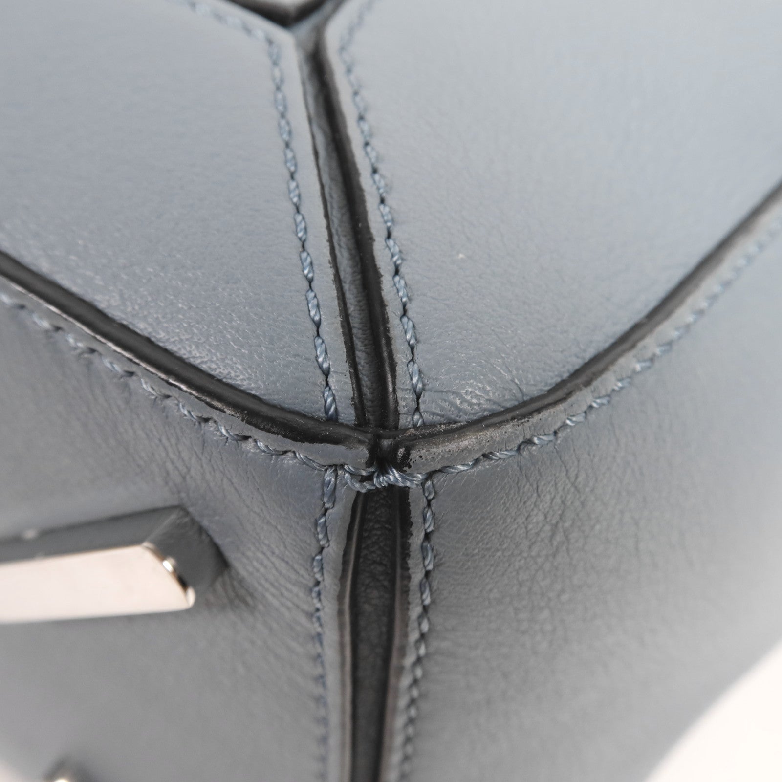 LOEWE 牛皮皮革Puzzle Medium銀扣手挽肩背兩用袋