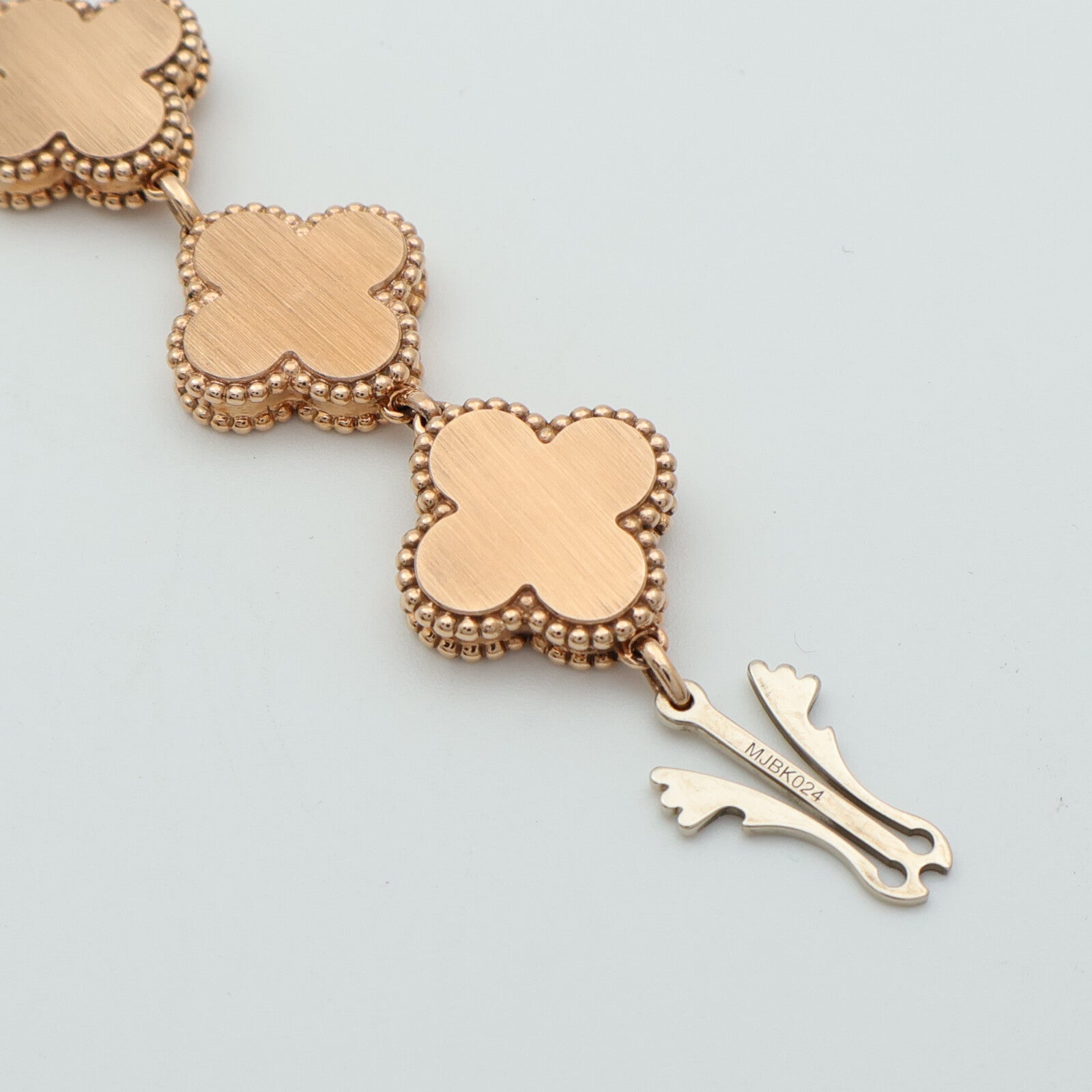 Van Cleef & Arpels Sweet Alhambra Watch VCAR090100