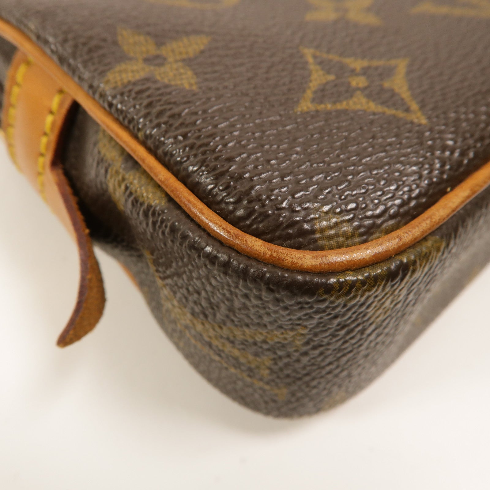 LOUIS VUITTON Monogram Marly Bandouliere肩背袋