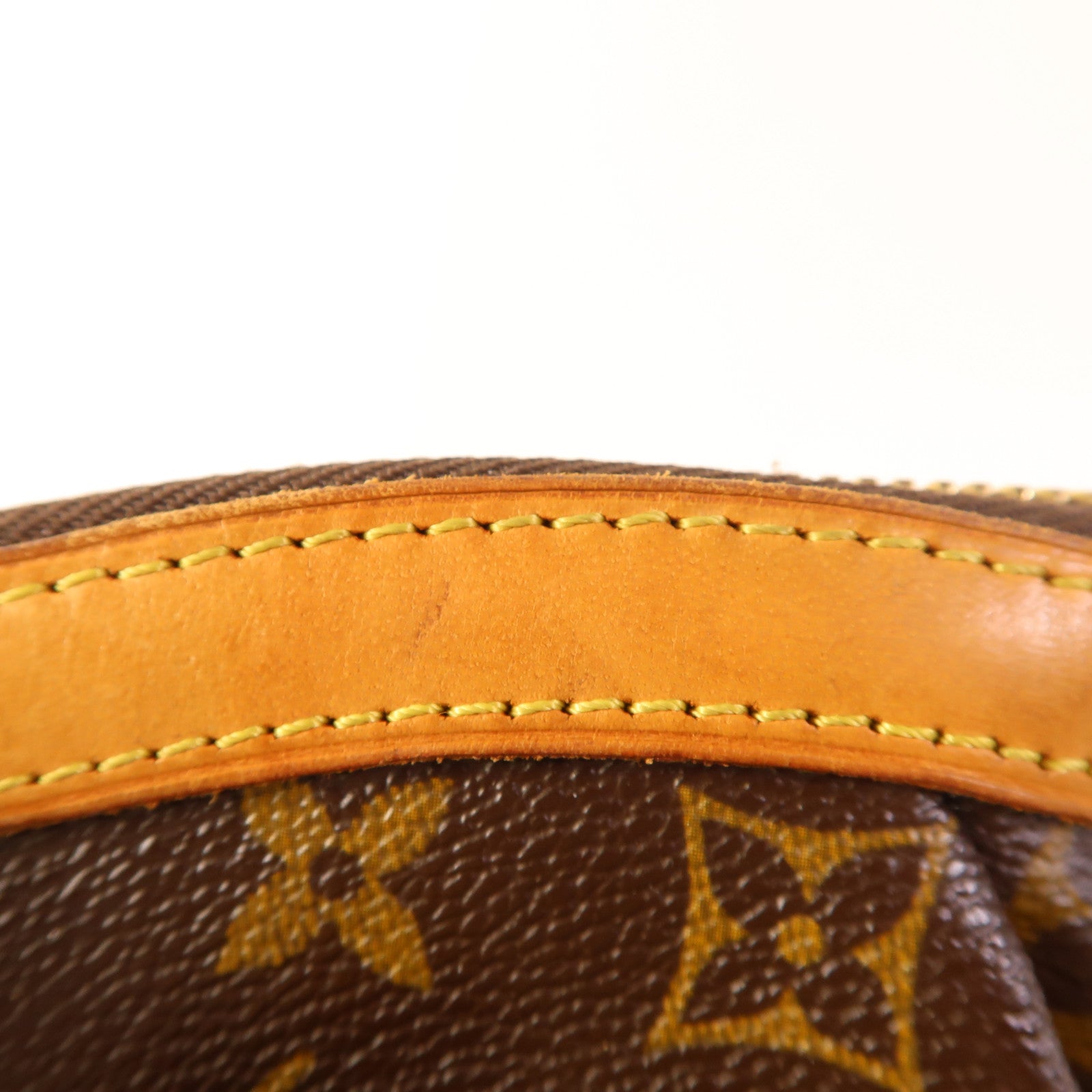 LOUIS VUITTON Monogram Tivoli GM金扣肩背袋