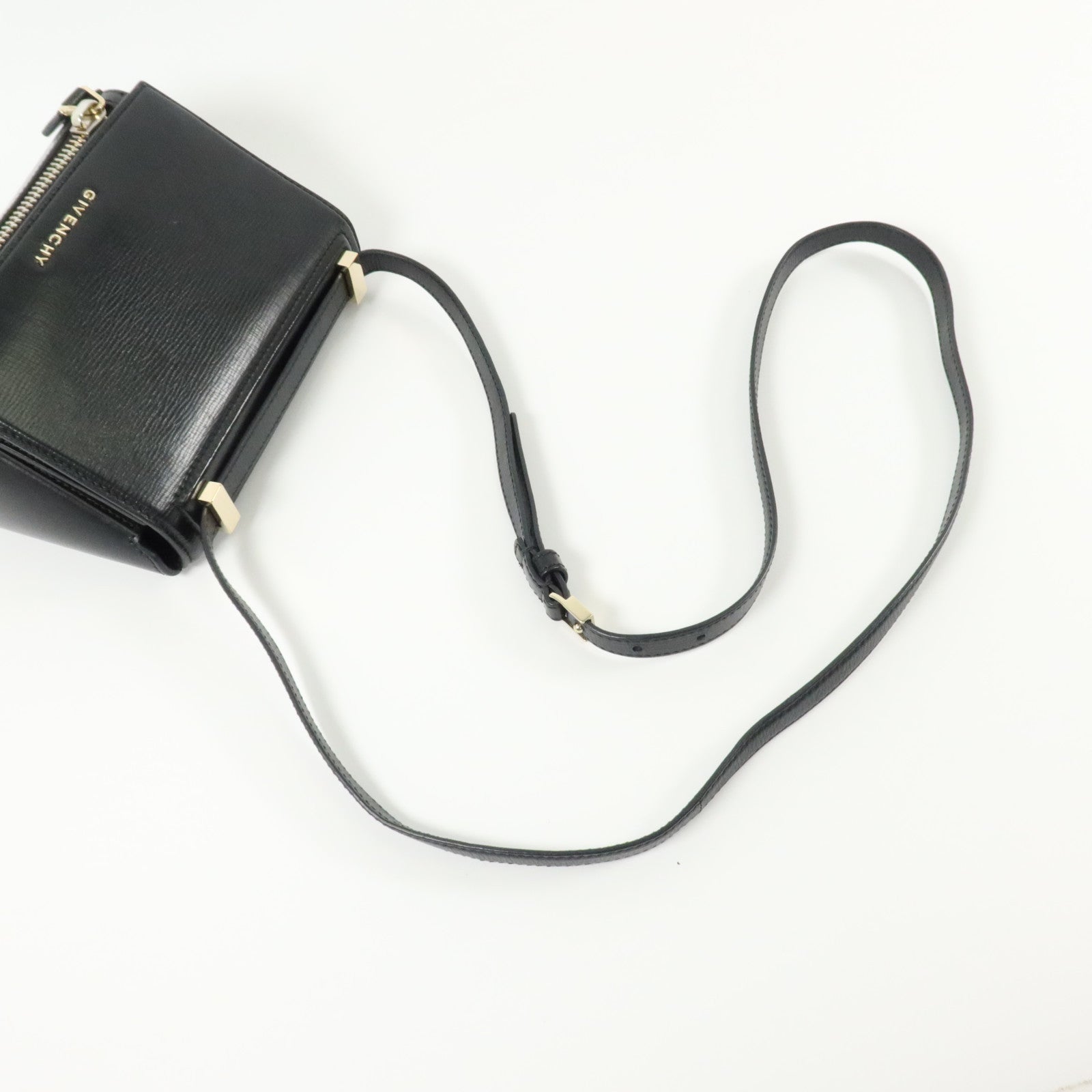 GIVENCHY 牛皮皮革Pandora Box銀扣肩背袋