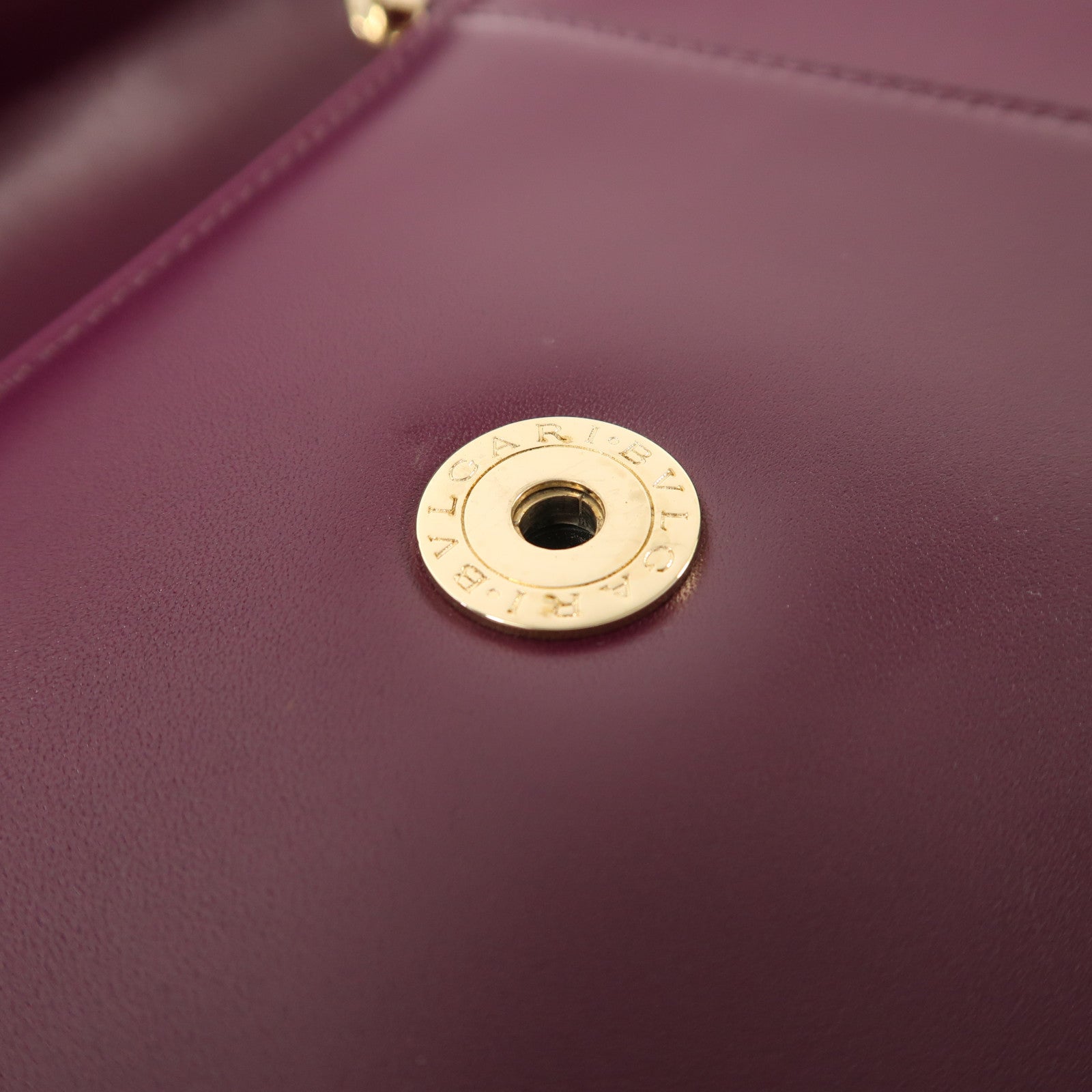 BVLGARI 牛皮皮革Serpenti Forever鏈帶肩背袋