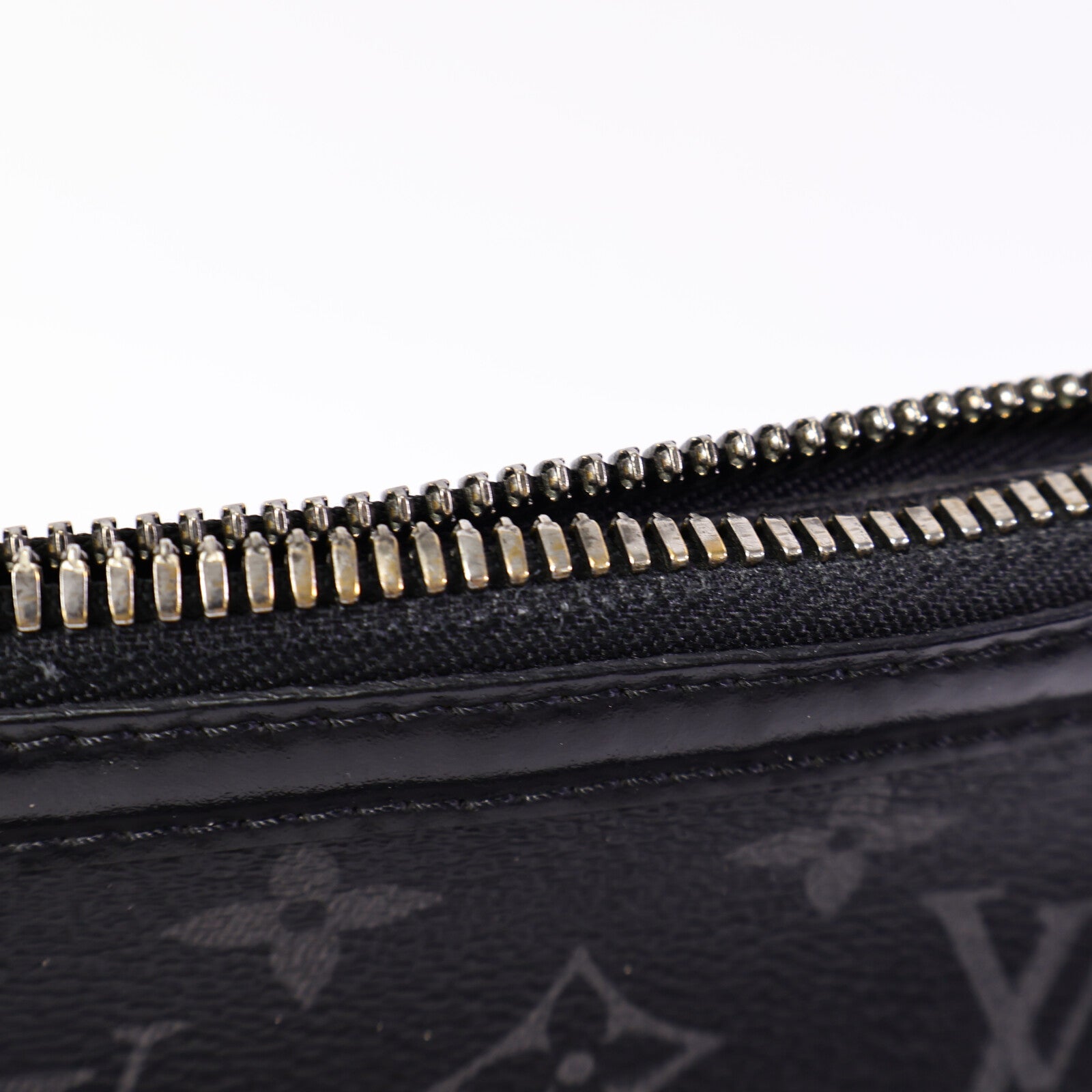 LOUIS VUITTON Monogram Eclipse Odyssey Messenger PM肩背袋