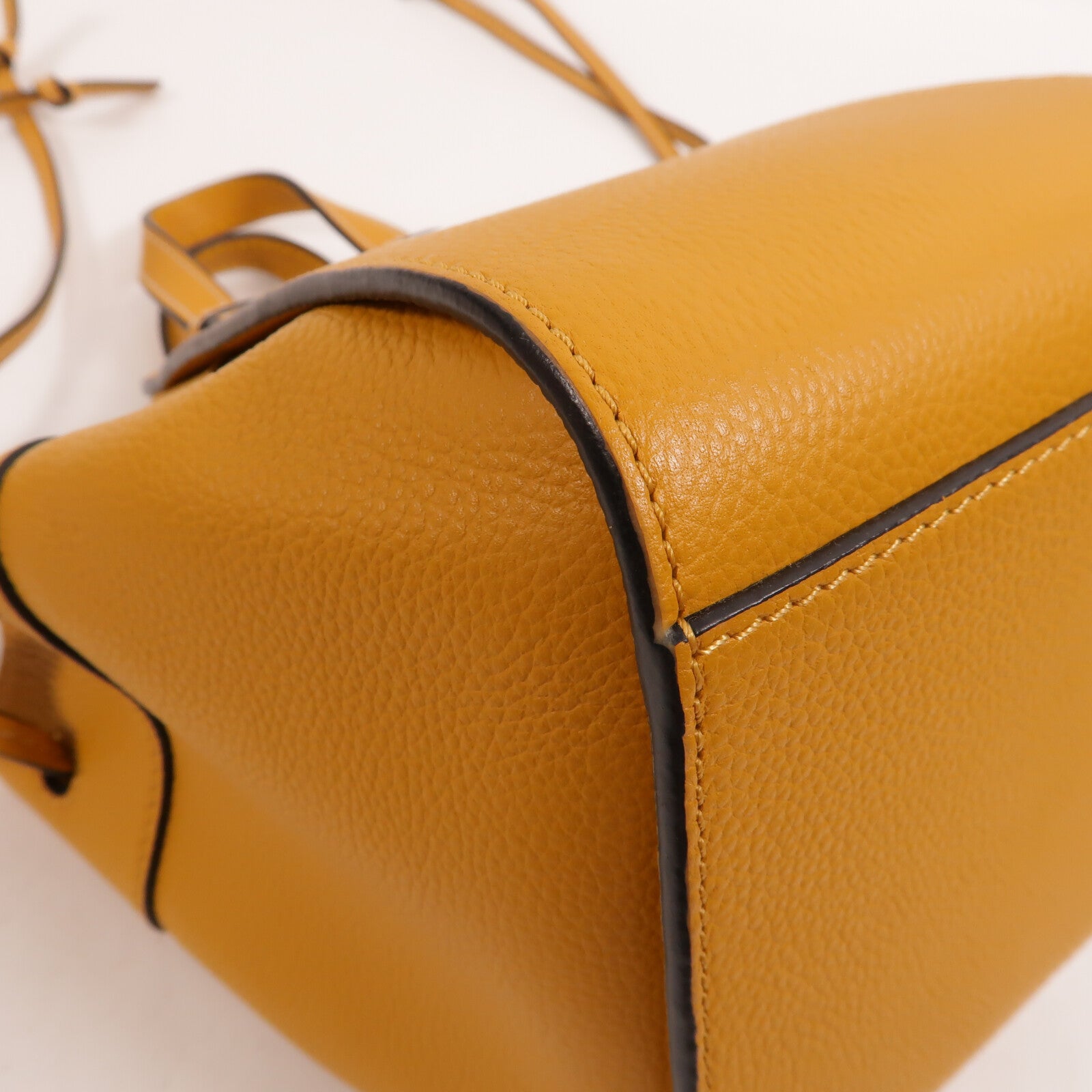 LOEWE 牛皮皮革Mini Hammock手挽肩背兩用袋