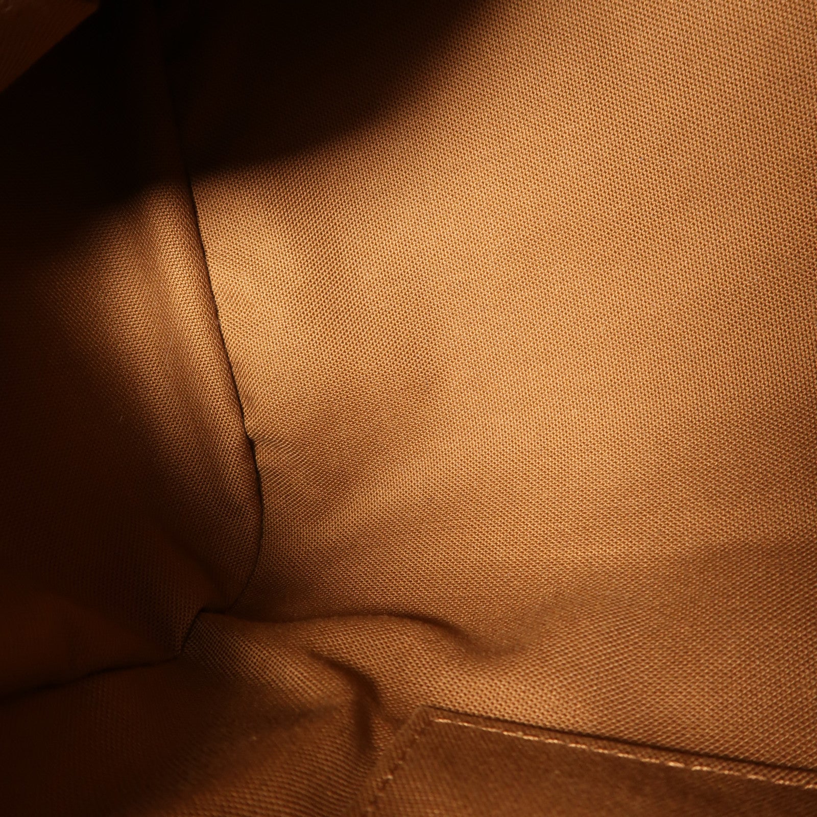 LOUIS VUITTON Monogram Tivoli GM金扣肩背袋