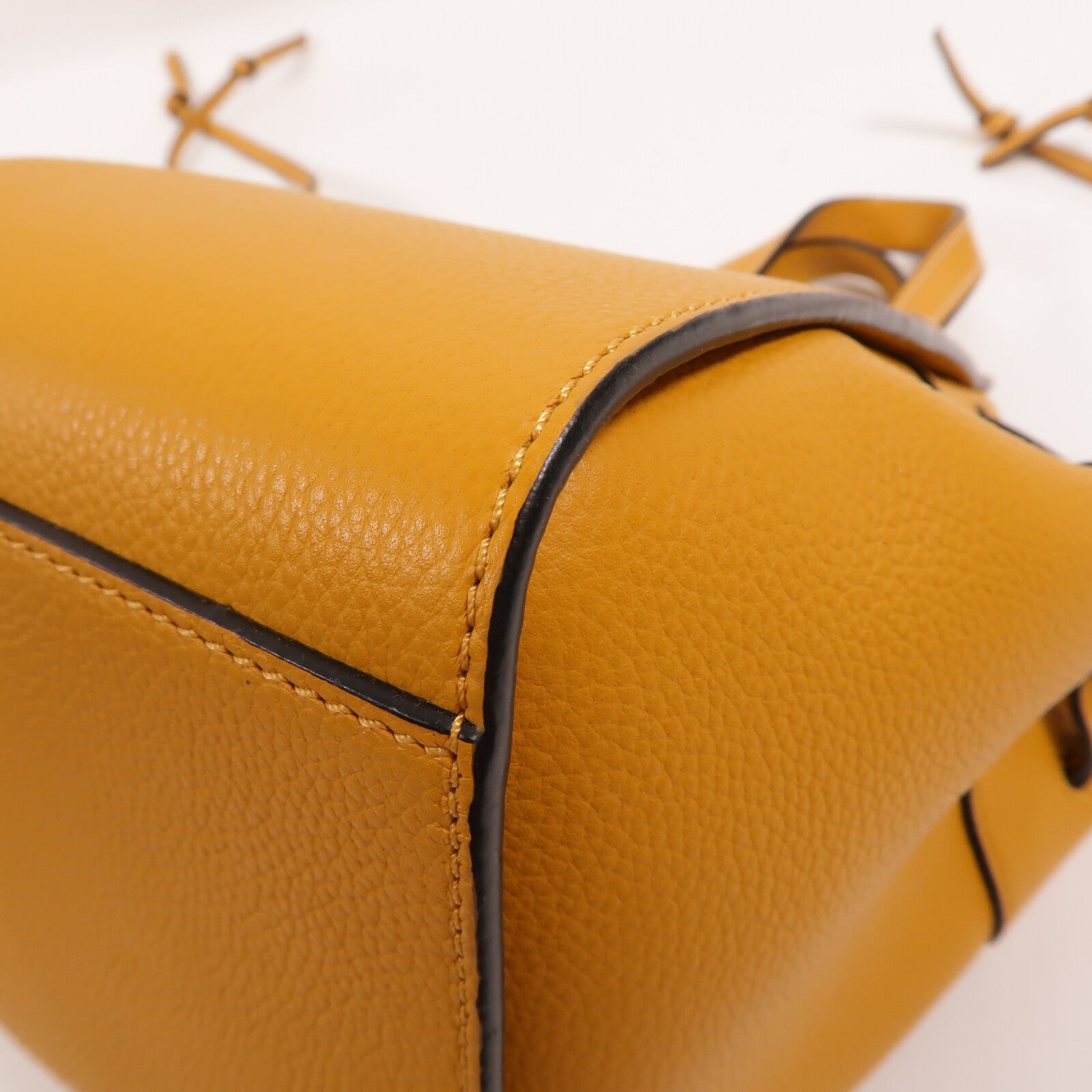 LOEWE 牛皮皮革Mini Hammock手挽肩背兩用袋