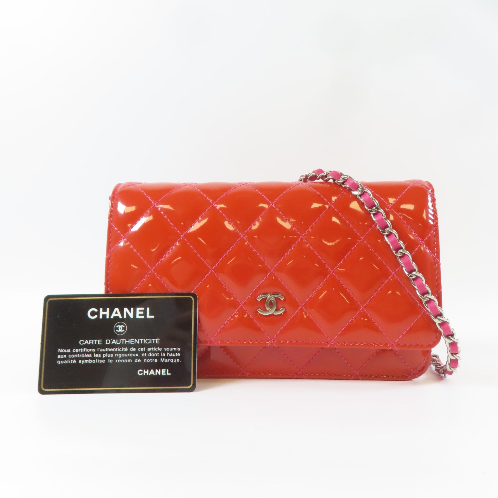 CHANEL 【激減優惠】菱格漆皮皮革Wallet On Chain銀扣鏈帶肩背袋紅色