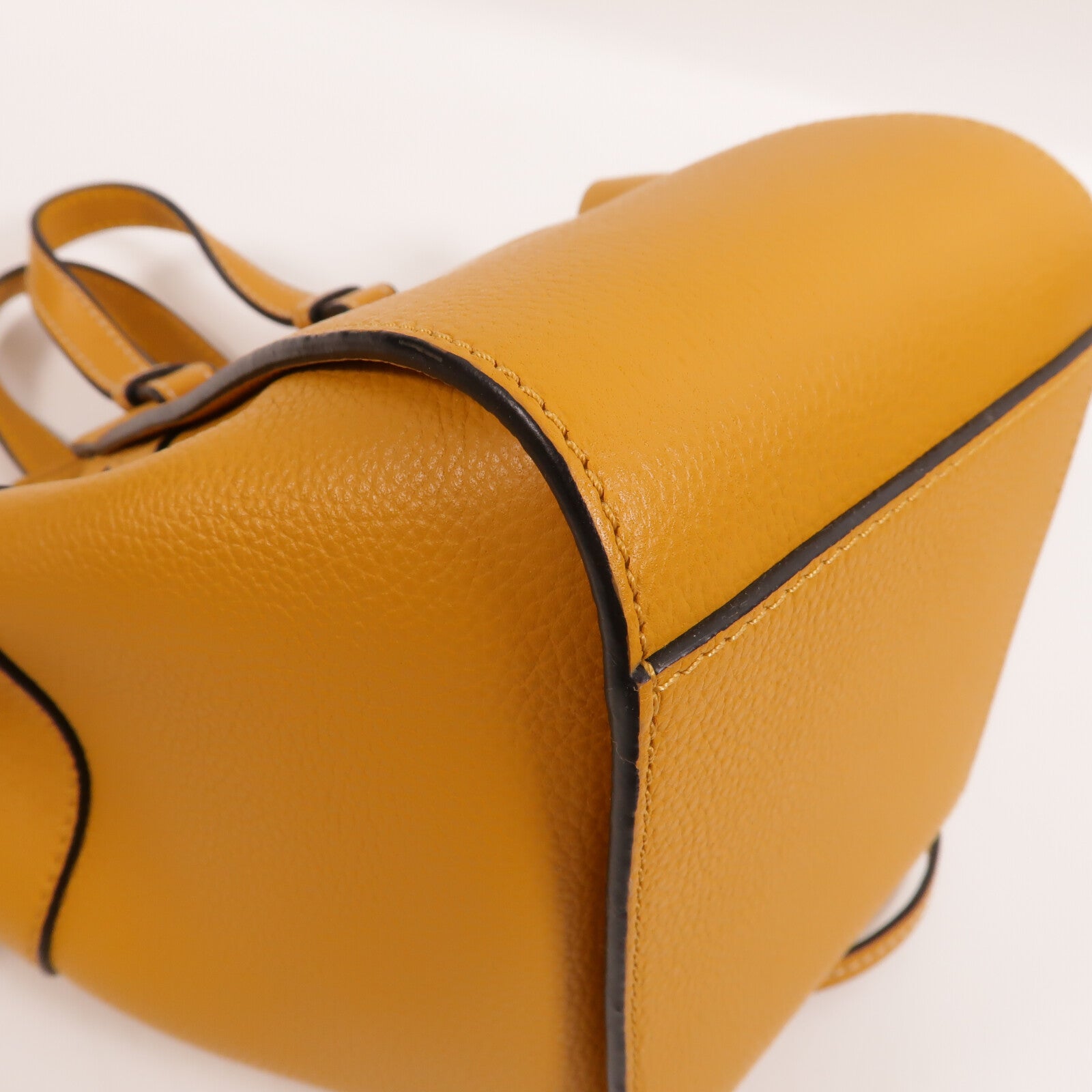 LOEWE 牛皮皮革Mini Hammock手挽肩背兩用袋