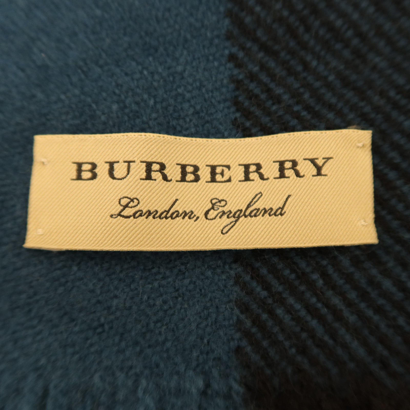 BURBERRY 羊毛Scarf 230x25圍巾