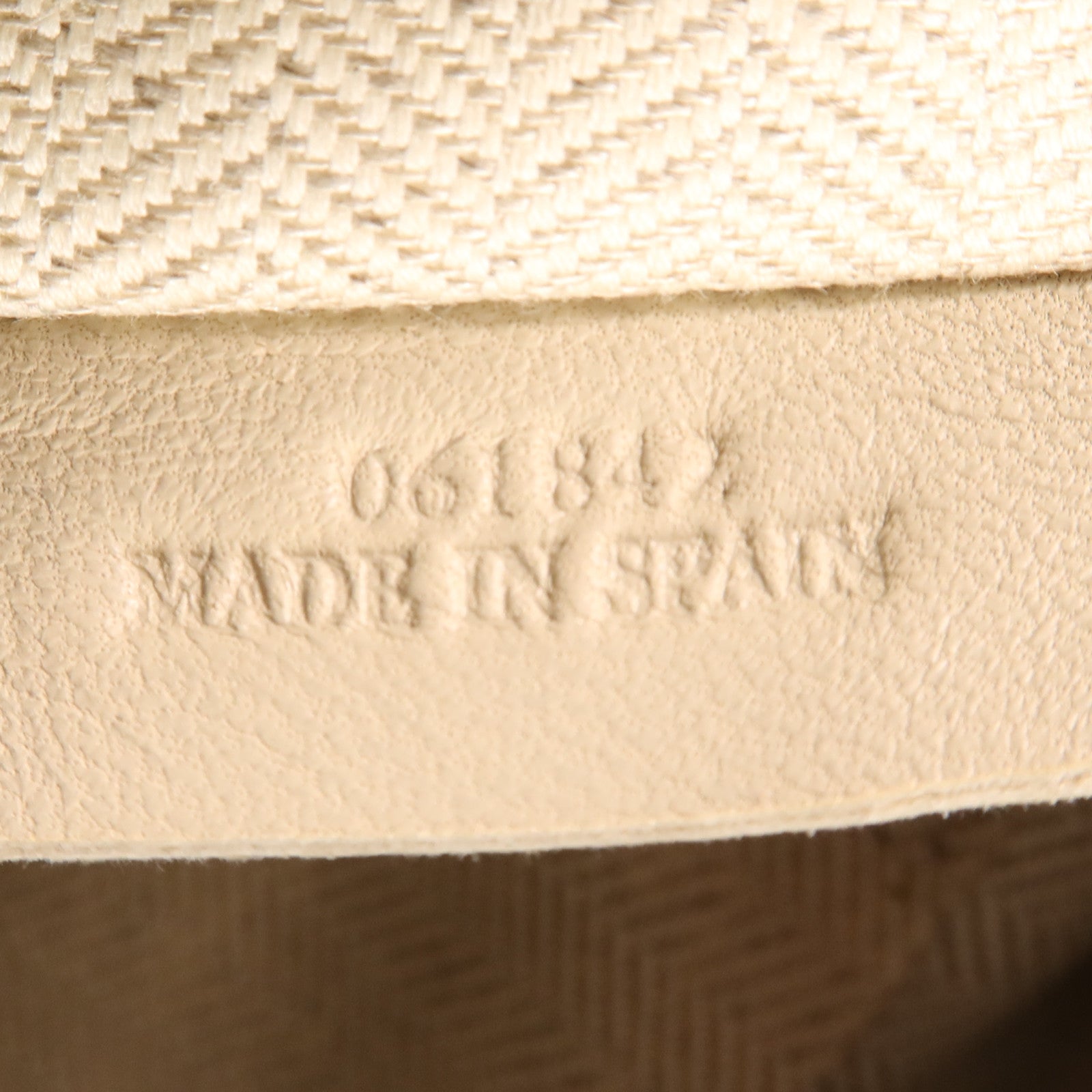 LOEWE 牛皮皮革Puzzle Medium銀扣手挽肩背兩用袋