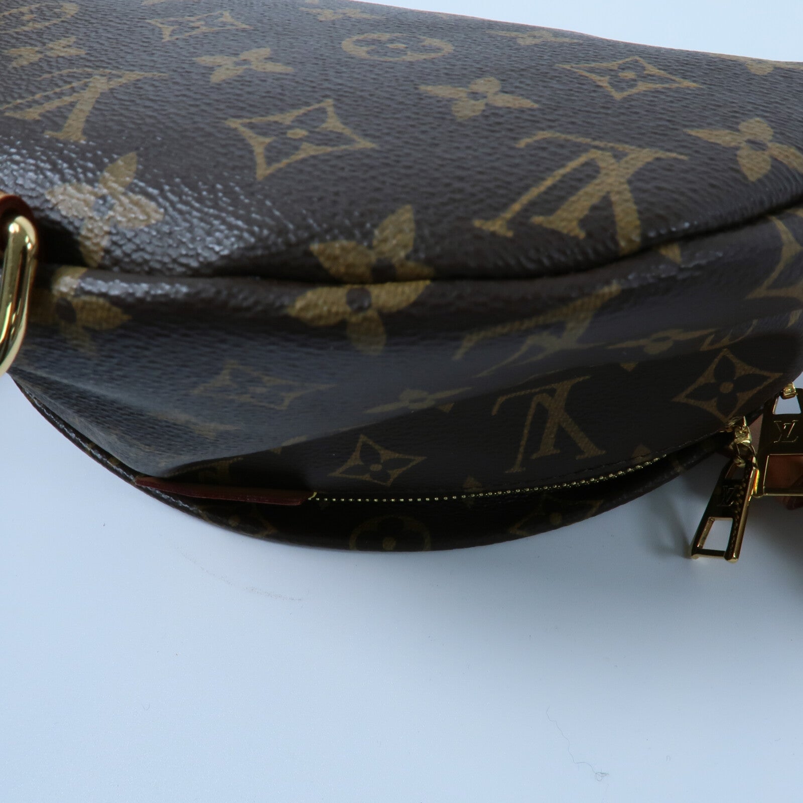 LOUIS VUITTON Monogram Bum Bag腰包