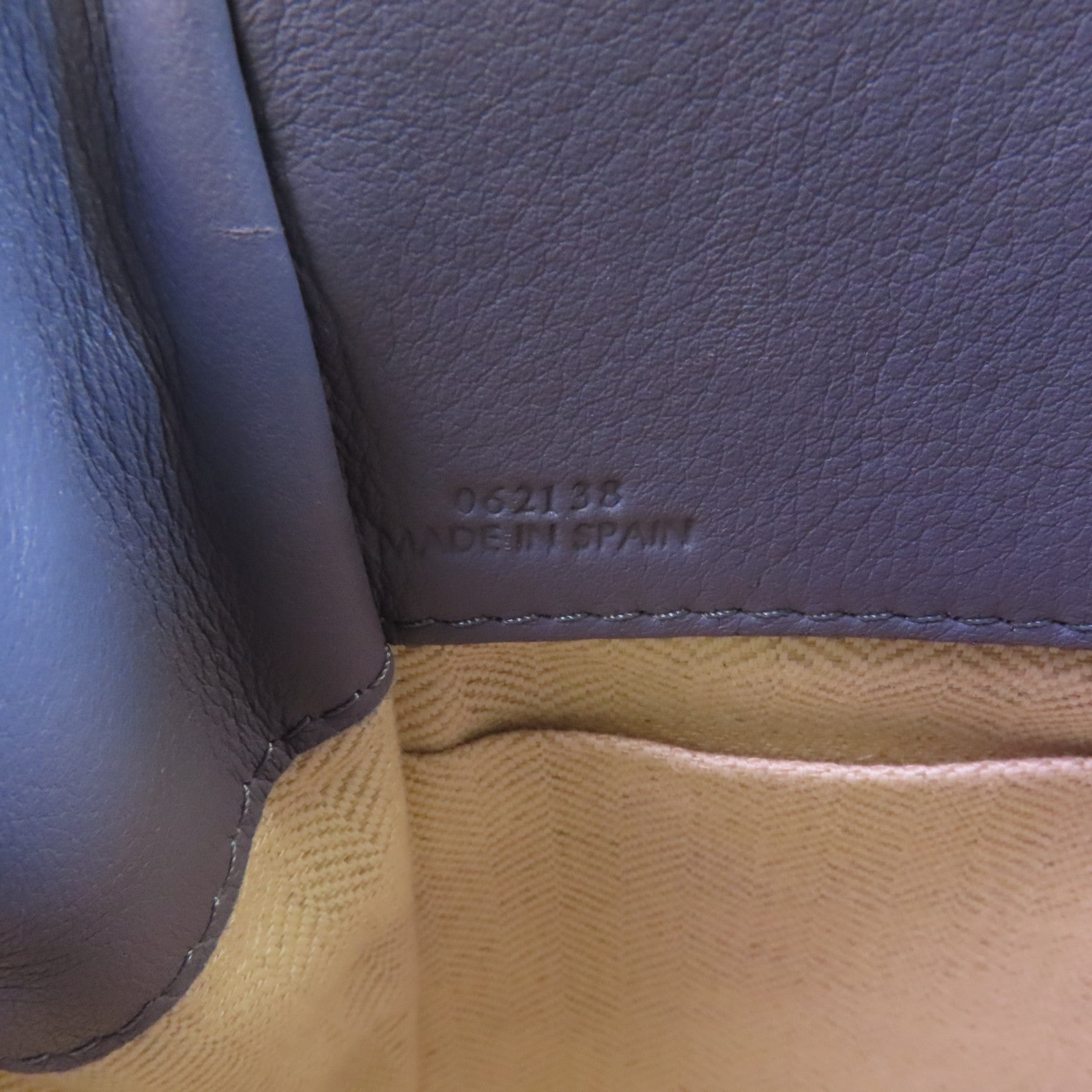 LOEWE 牛皮皮革Hammock Mini肩背袋
