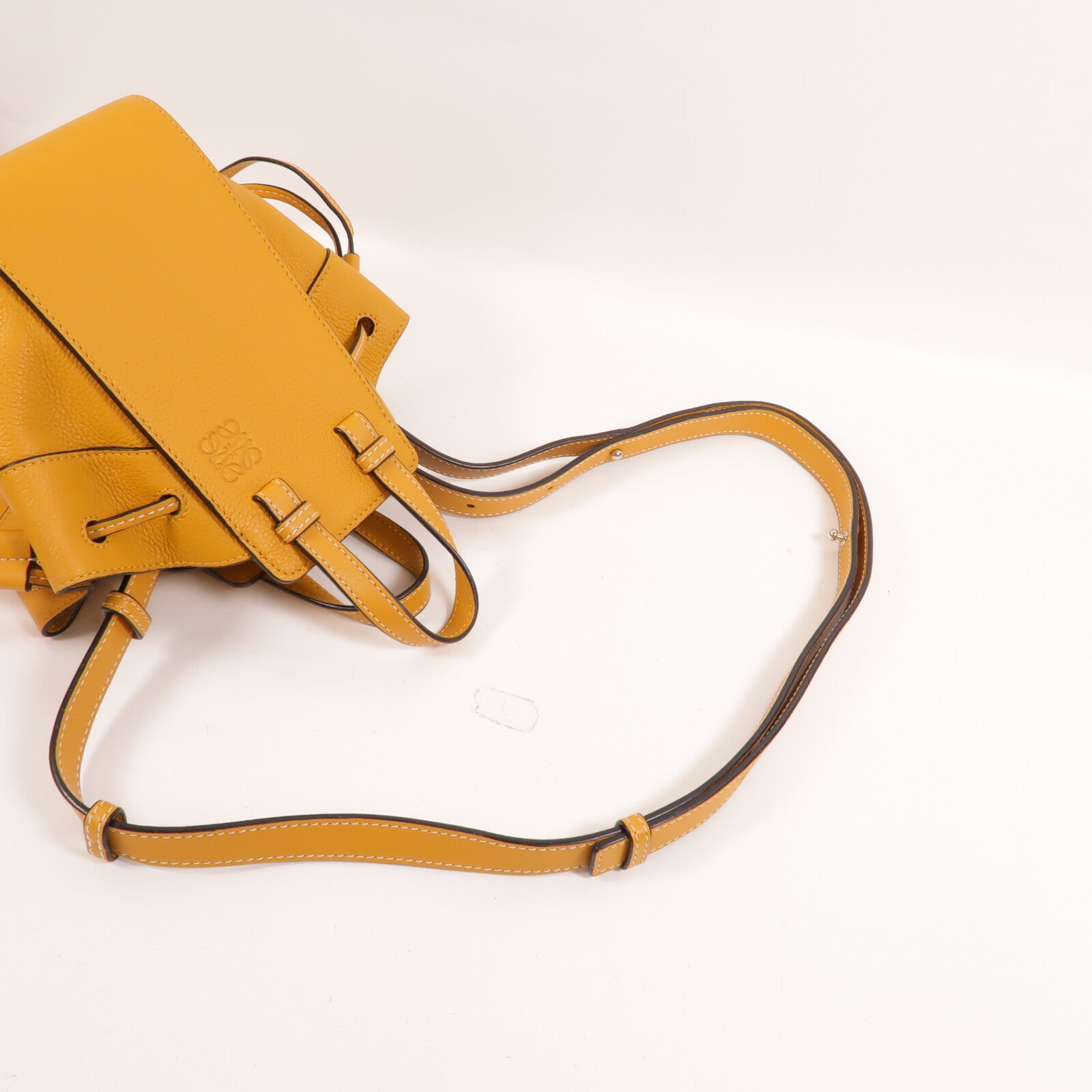LOEWE 牛皮皮革Mini Hammock手挽肩背兩用袋