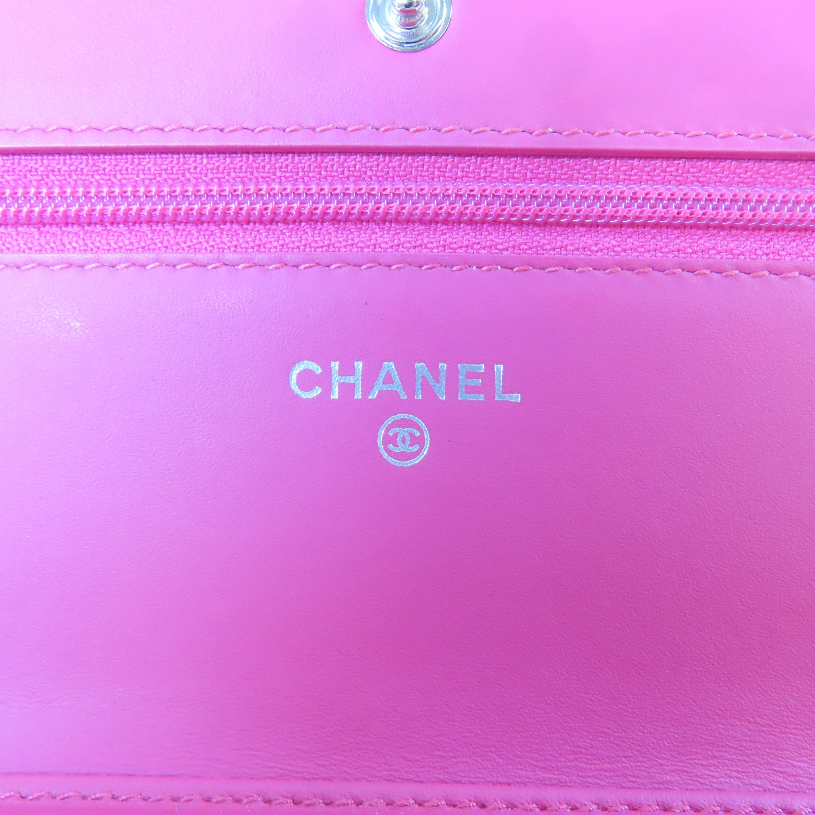 CHANEL 【激減優惠】菱格漆皮皮革Wallet On Chain銀扣鏈帶肩背袋紅色