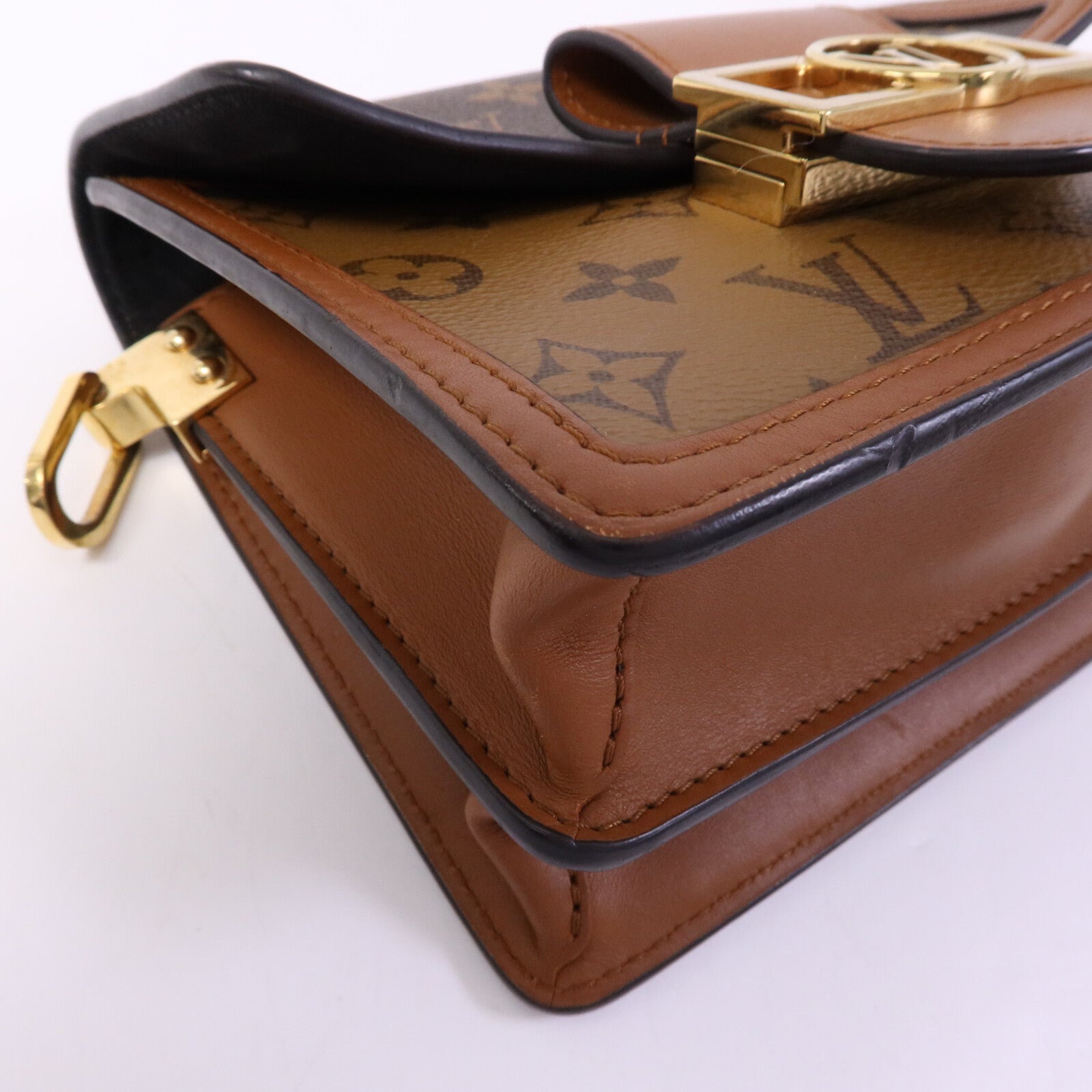 LOUIS VUITTON Monogram Reverse Mini Dauphine金扣肩背袋