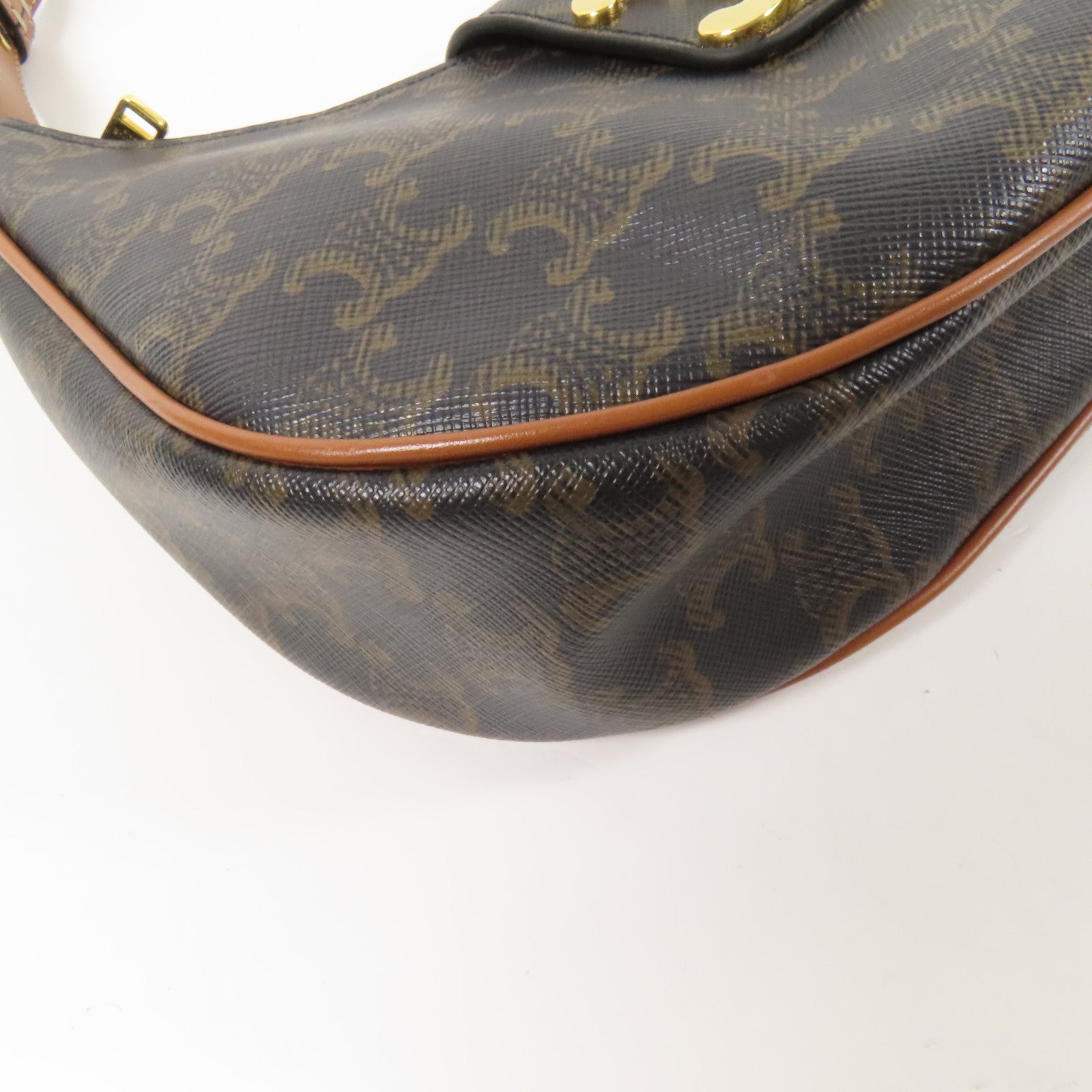 CELINE 塗層帆布AvaTriomphe金扣肩背袋