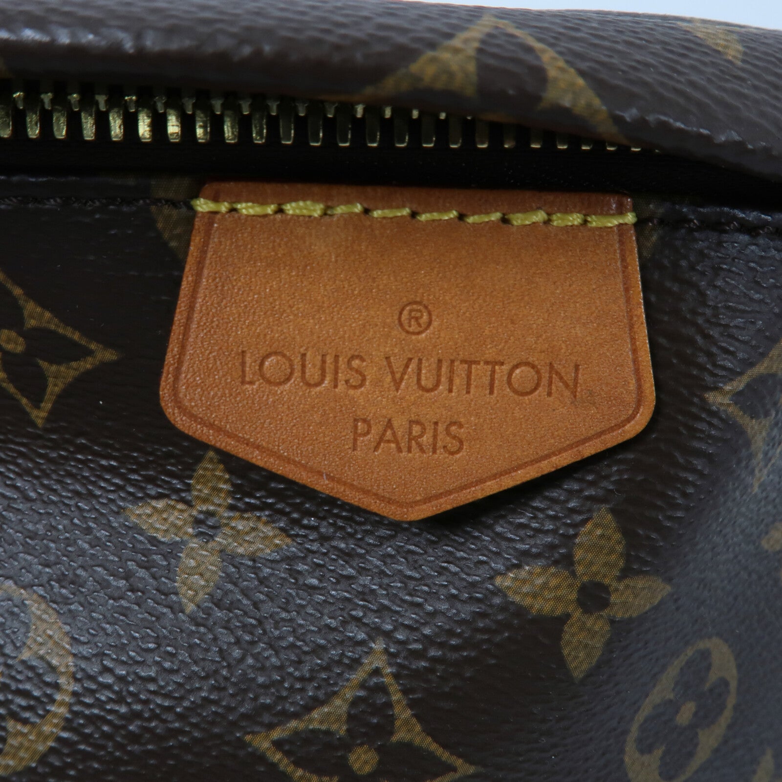 LOUIS VUITTON Monogram Bum Bag腰包