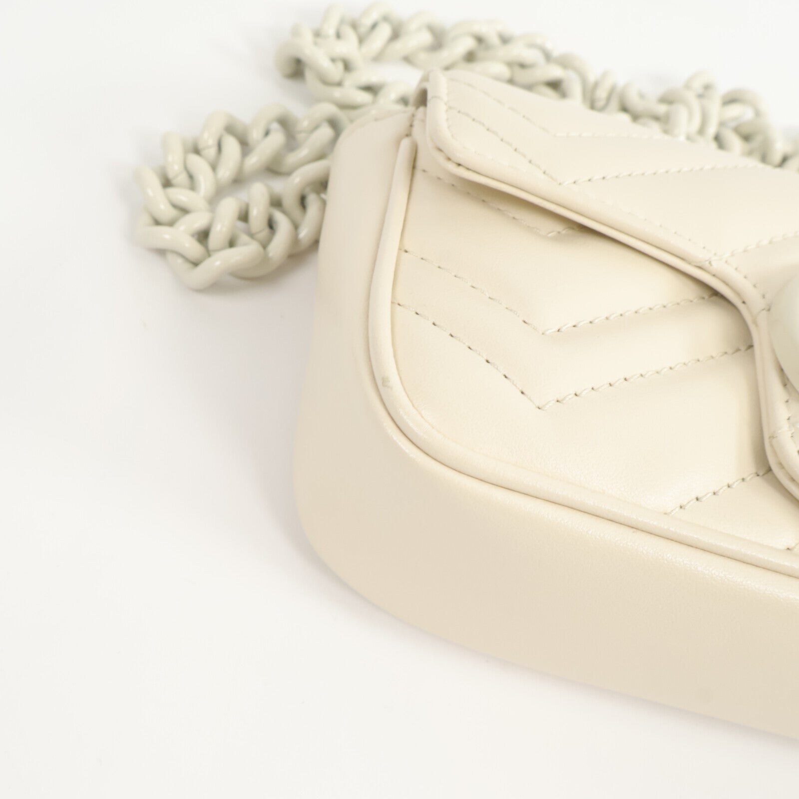 GUCCI 牛皮皮革Marmont Belt Bag鏈帶肩背袋