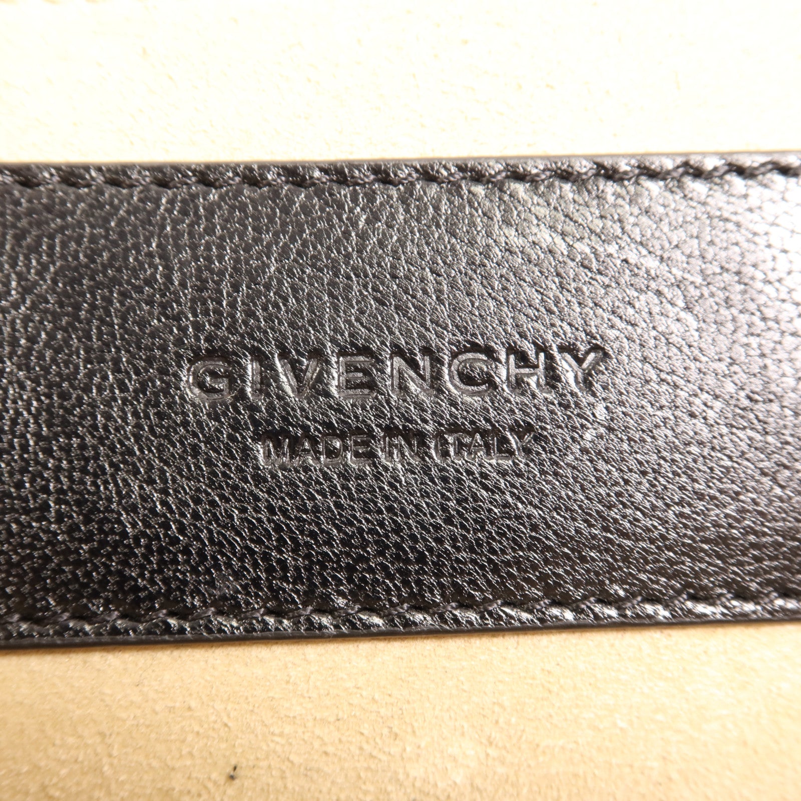 GIVENCHY 【激減優惠】皮革Shoulder Bag金扣手挽肩背兩用袋