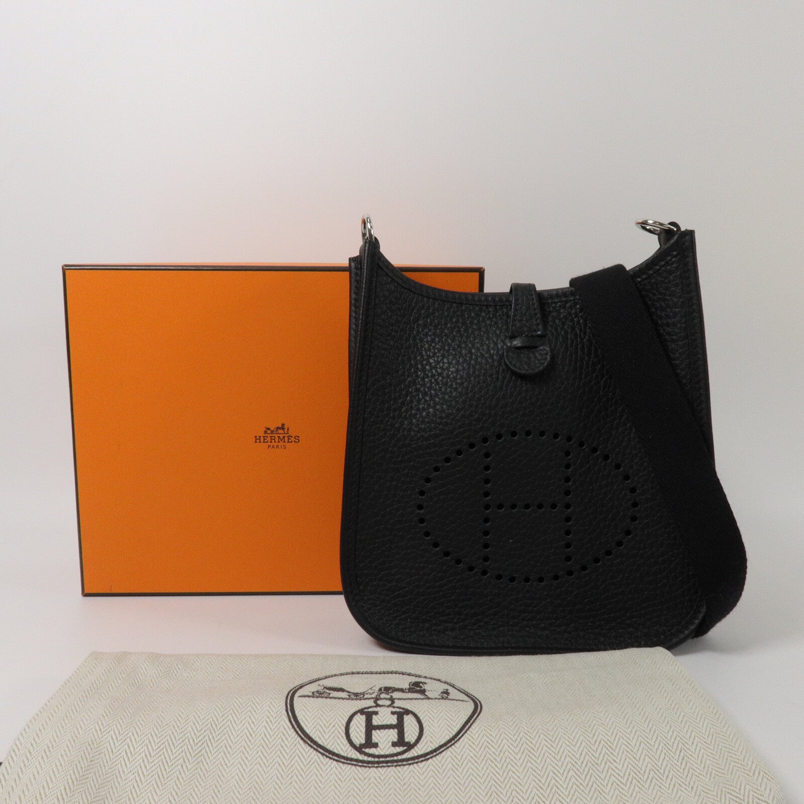 HERMES Clemence皮革Evelyne TPM肩背袋Noir