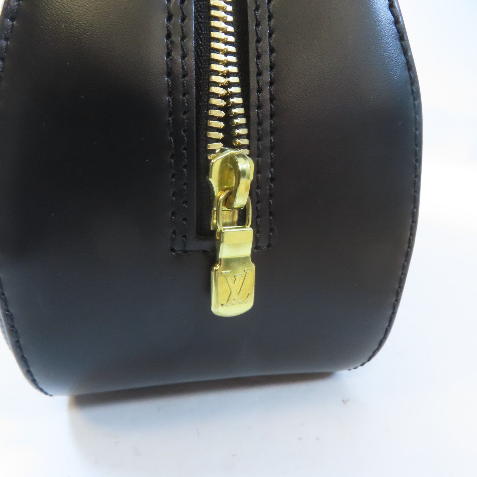 LOUIS VUITTON Epi Jasmin金扣手挽袋黑色