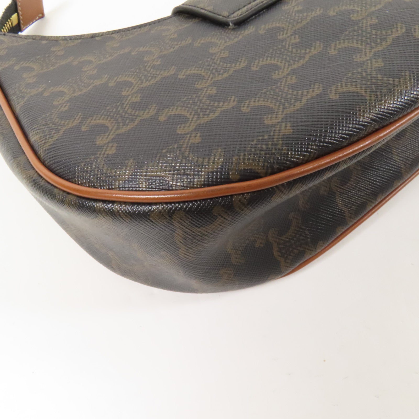 CELINE 塗層帆布AvaTriomphe金扣肩背袋