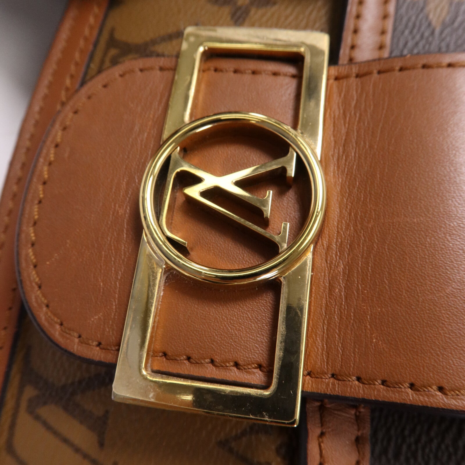 LOUIS VUITTON Monogram Reverse Mini Dauphine金扣肩背袋