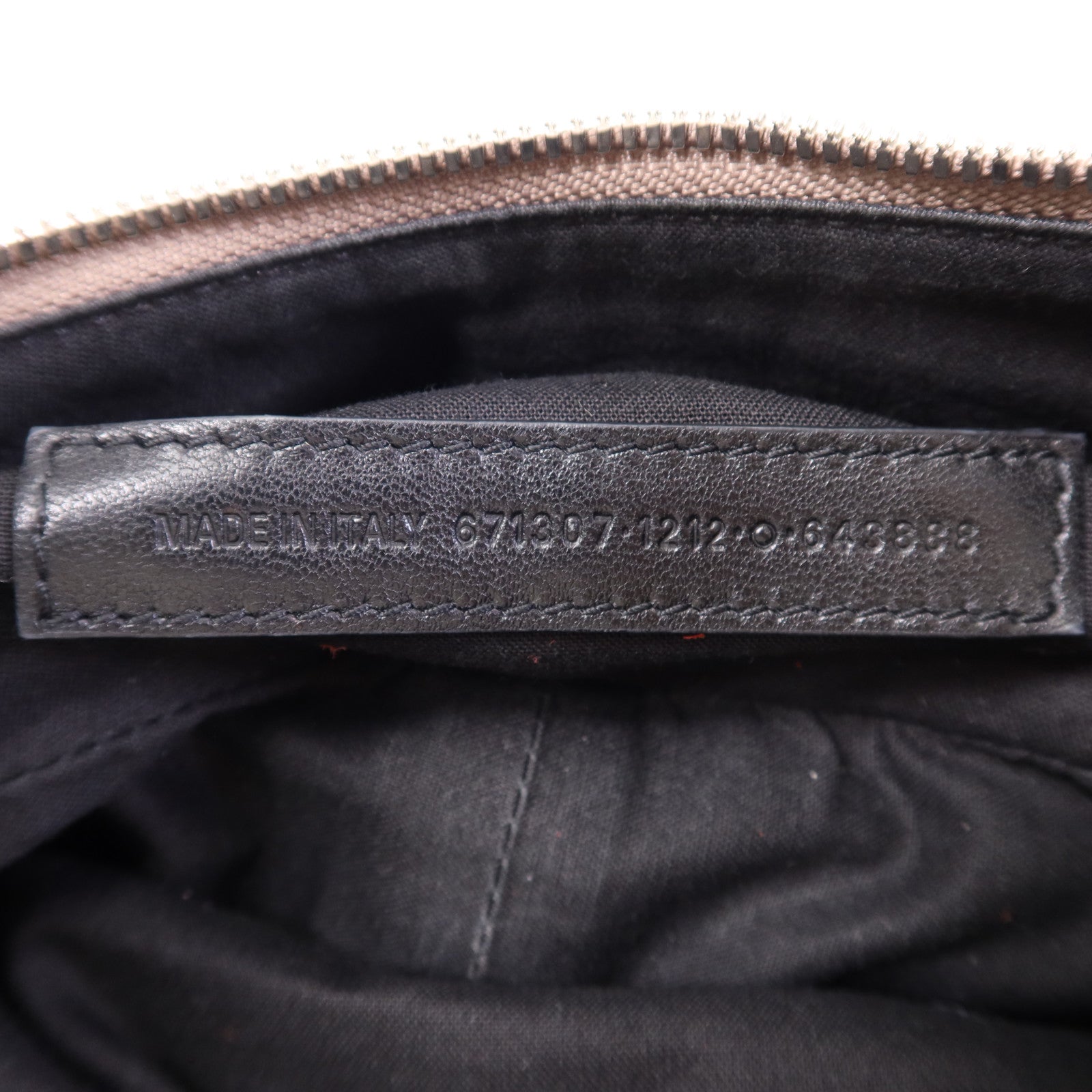 BALENCIAGA 羊皮皮革Le Cagole S銀扣肩背袋