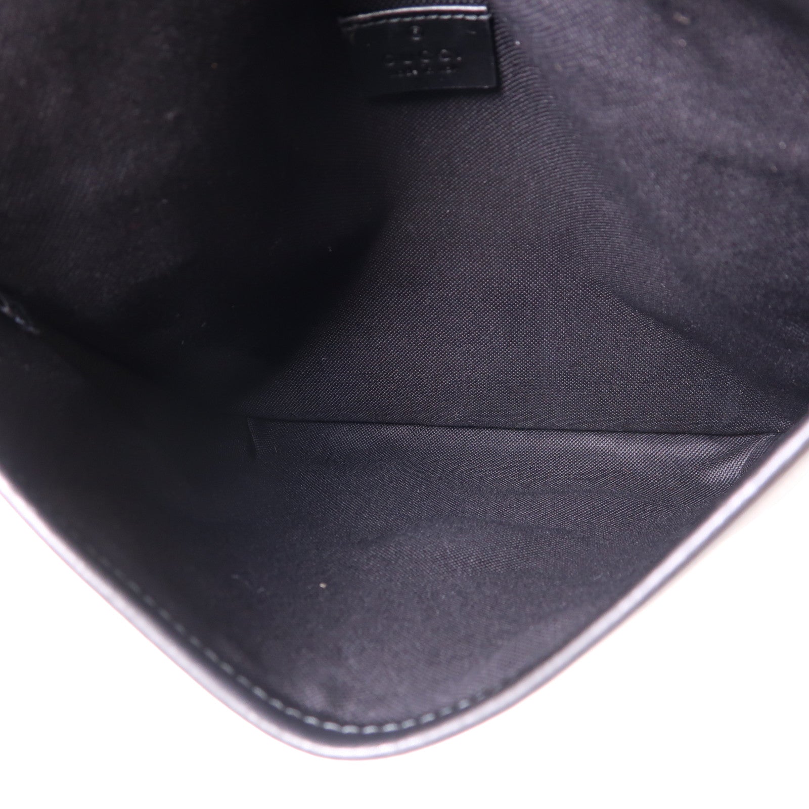 GUCCI 塗層皮革GG Supreme Messenger肩背袋