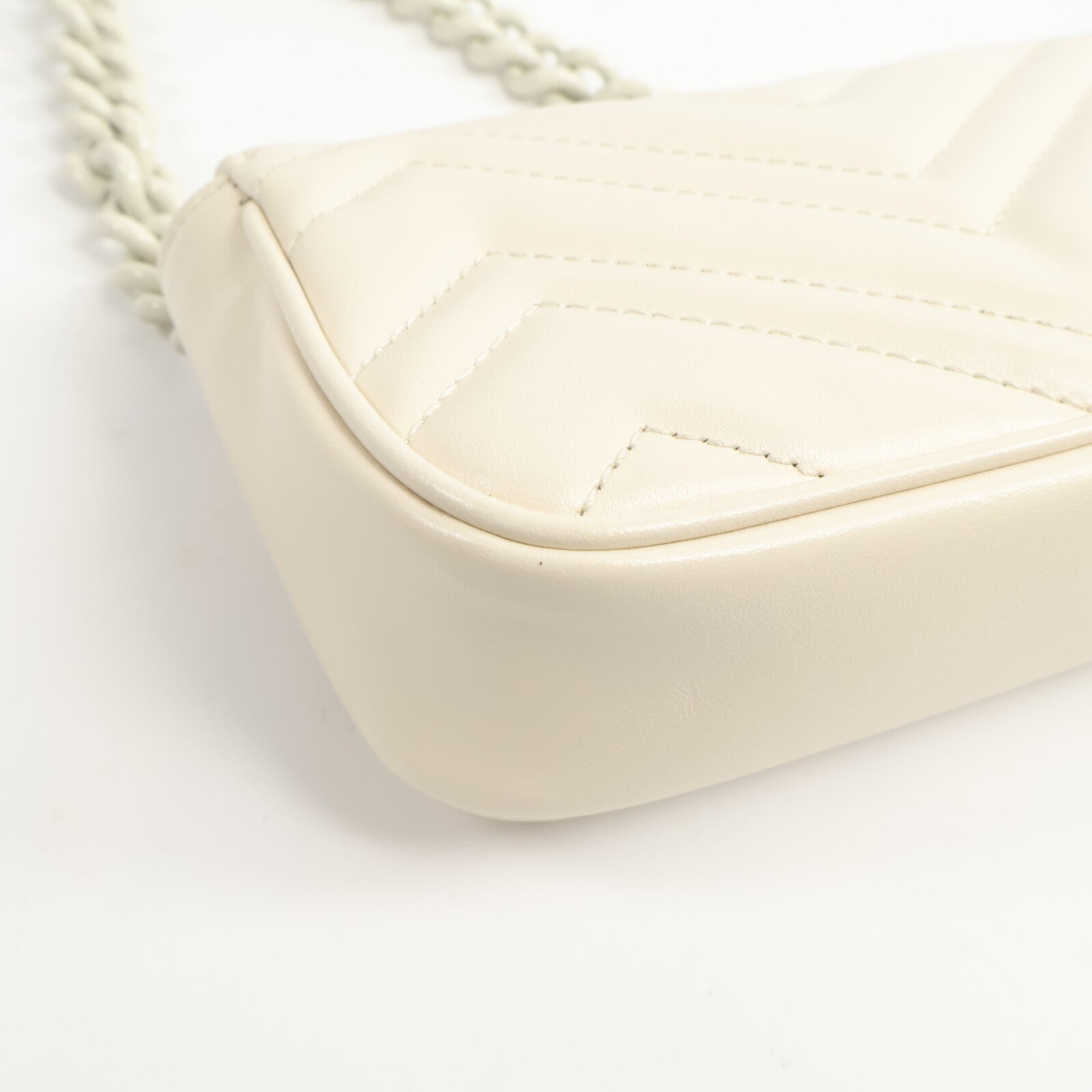 GUCCI 牛皮皮革Marmont Belt Bag鏈帶肩背袋